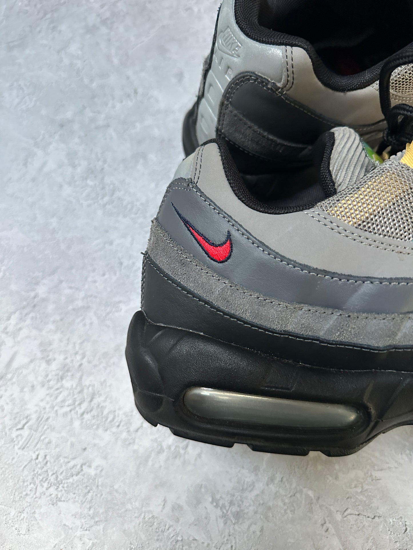 Nike Air Max 95 - Evolution of Icons - UK10