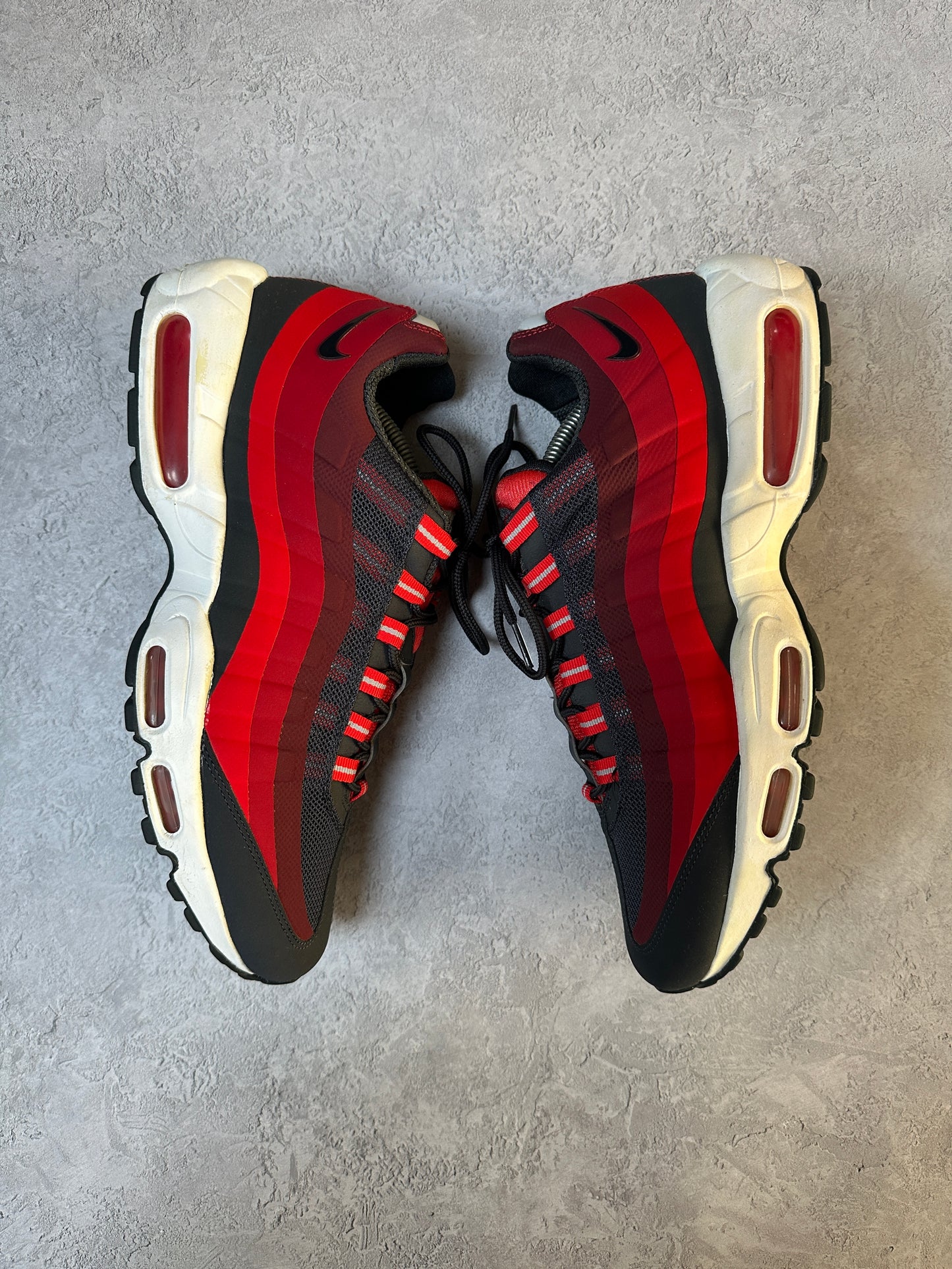 Nike Air Max 95 - Anthracite Red No Sew - UK11