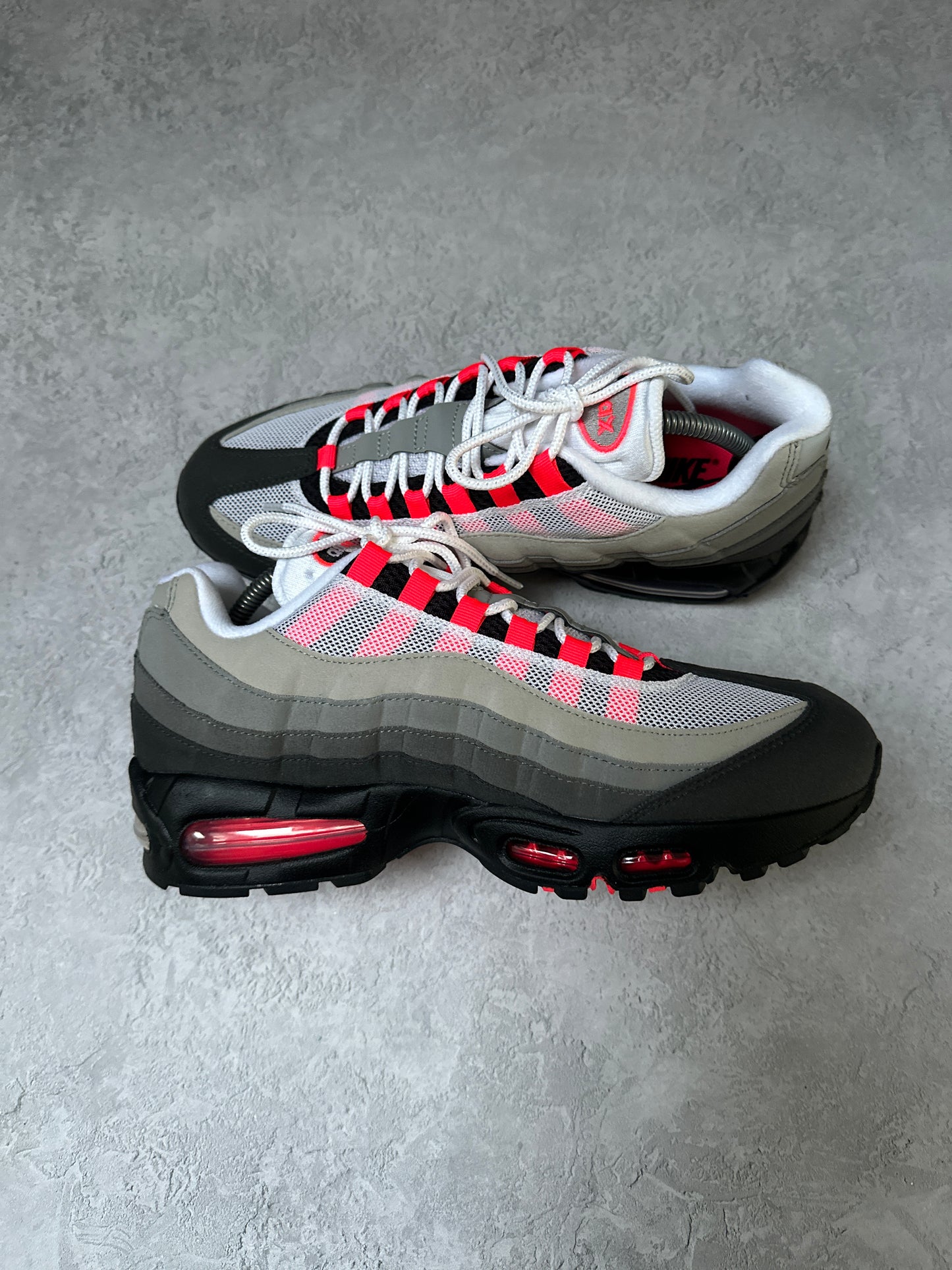 Nike Air Max 95 - Solar Red 2025 - UK8.5