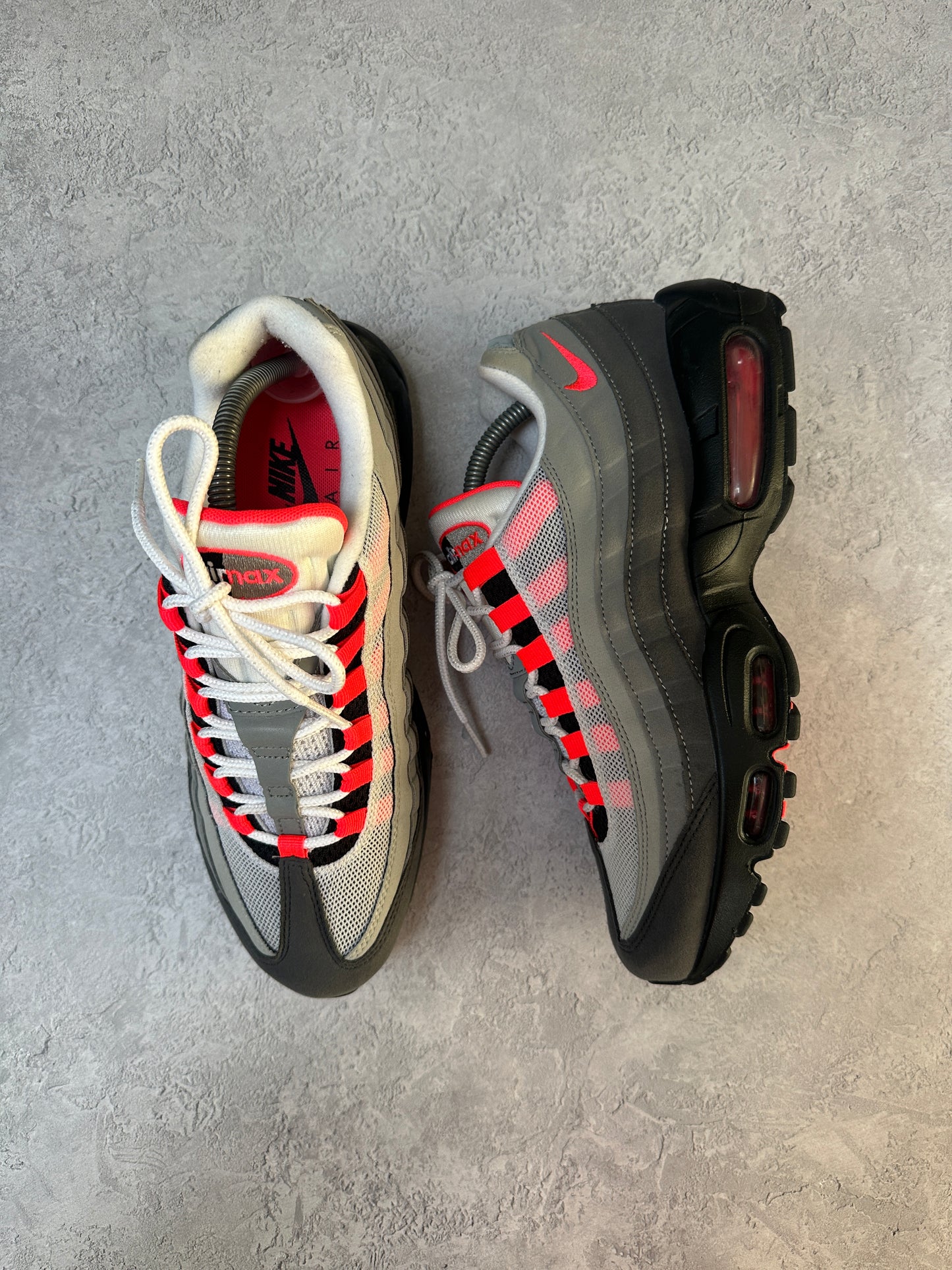 Nike Air Max 95 - Solar Red - UK8