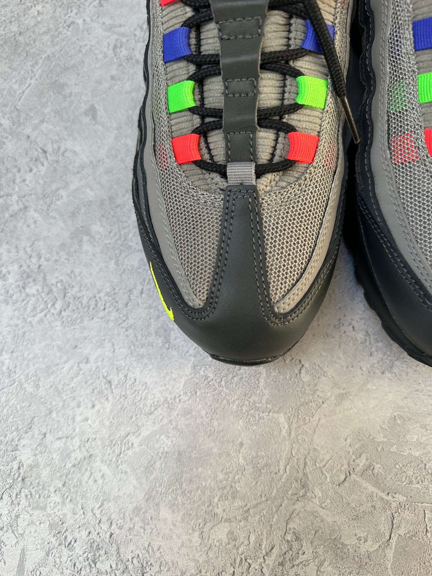 Nike Air Max 95 - Evolution of Icons - UK7