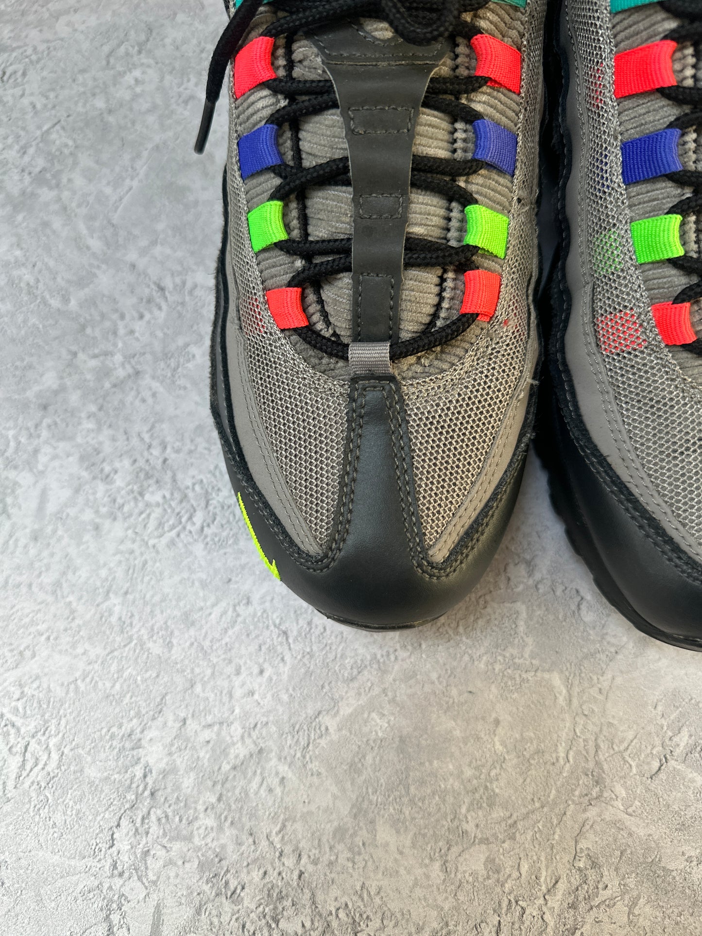 Nike Air Max 95 - Evolution of Icons - UK7.5