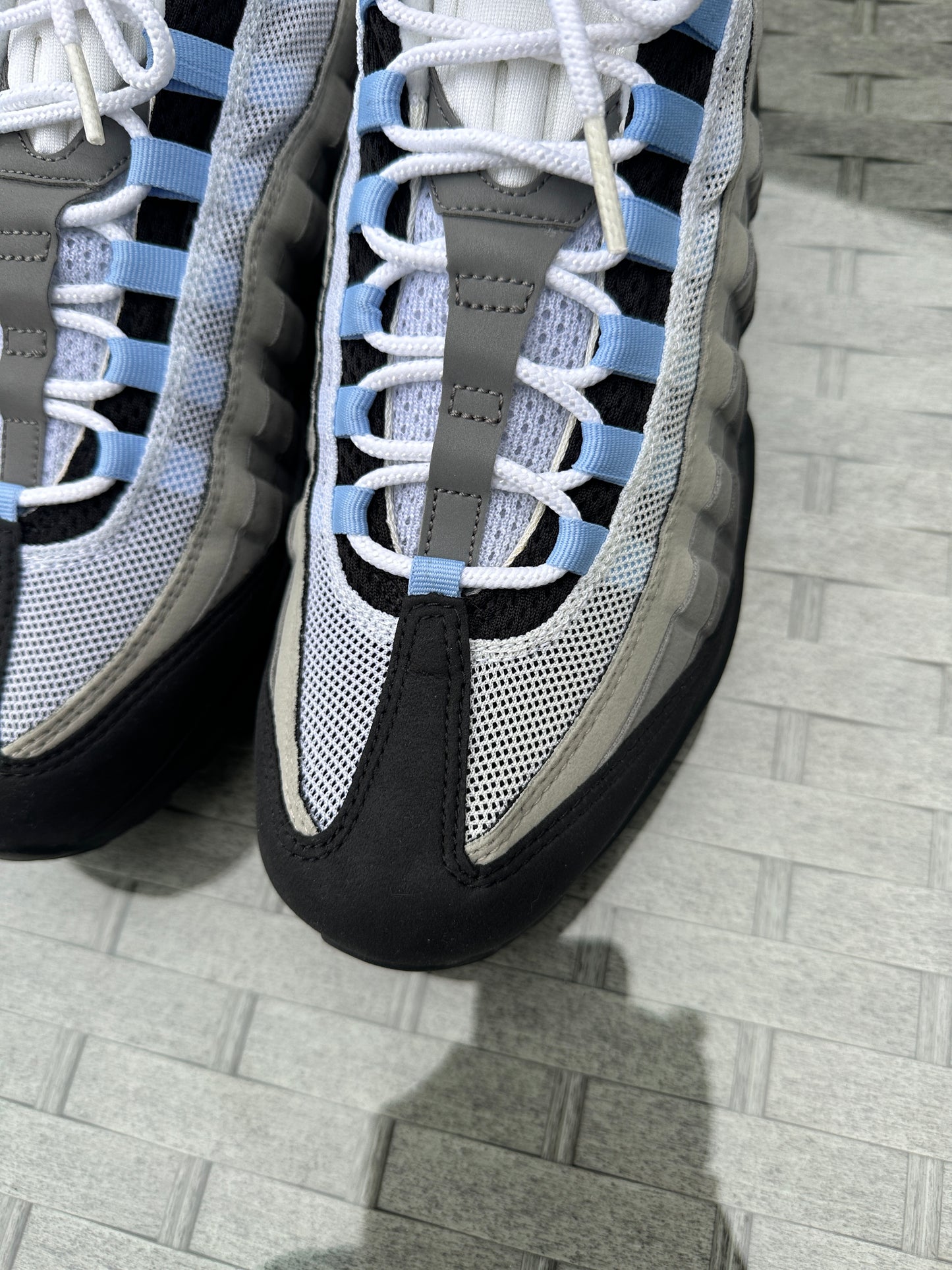 Nike Air Max 95 - Aluminum - UK9.5