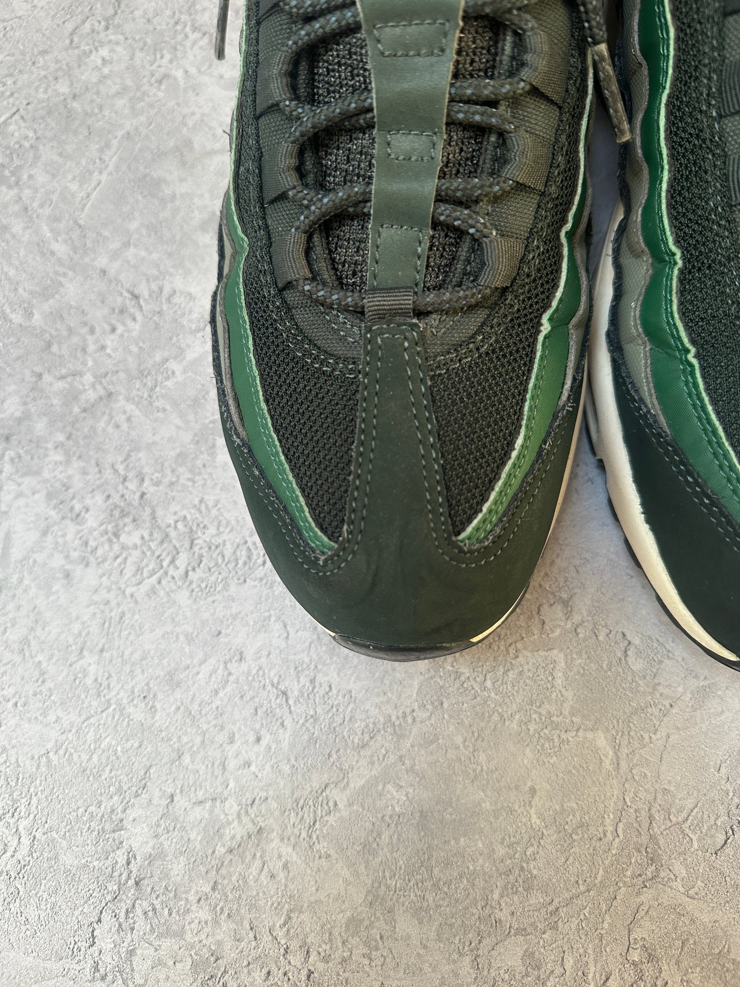 Nike Air Max 95 - Outdoor Green - UK8