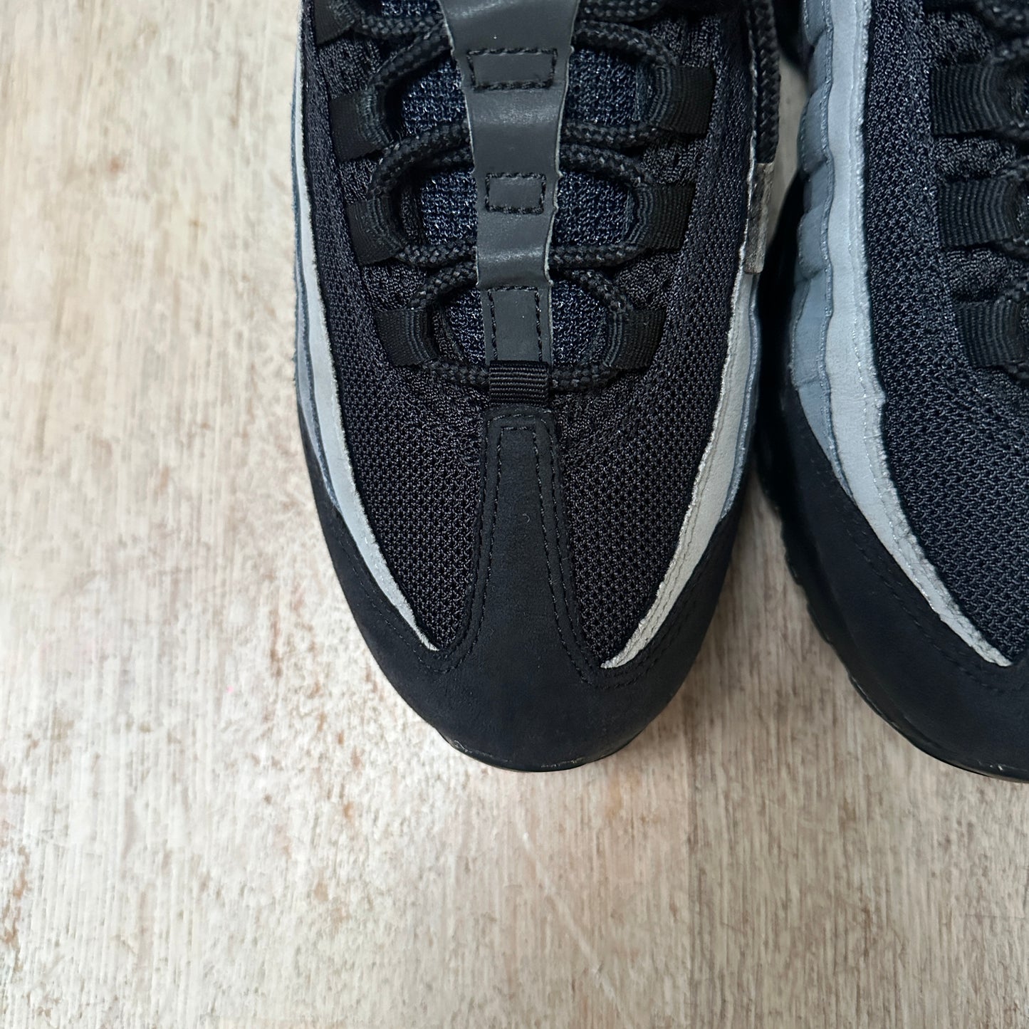 Nike Air Max 95 - Batman - UK6