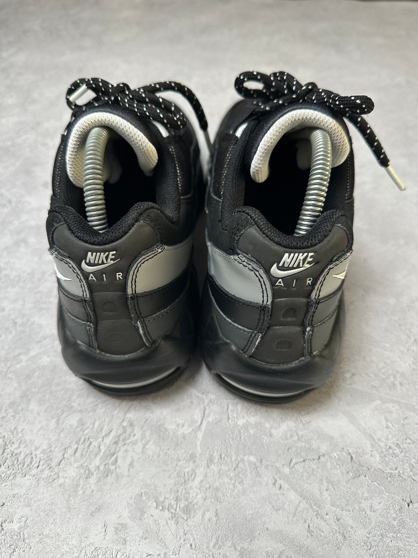 Nike Air Max 95 - Essential Smoke Grey - UK7.5
