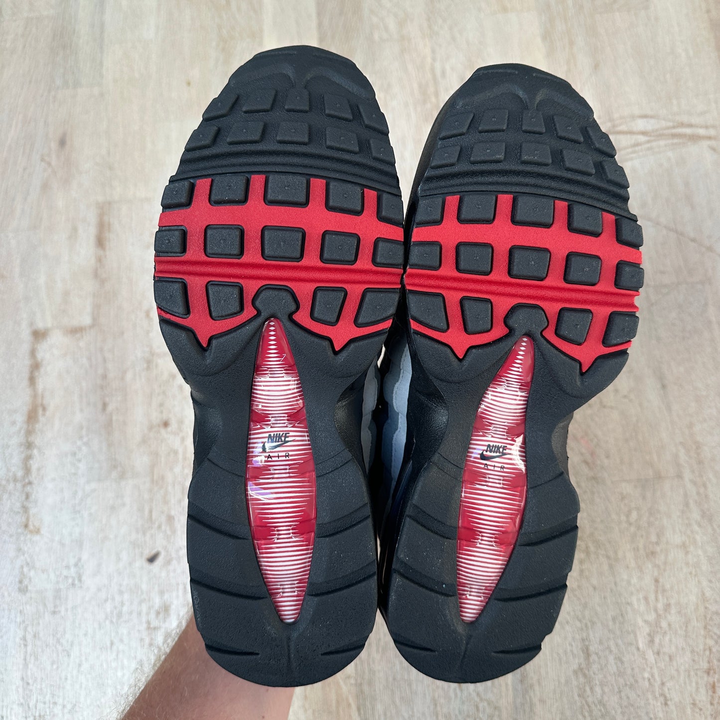 Nike Air Max 95 - Liverpool FC - UK7.5