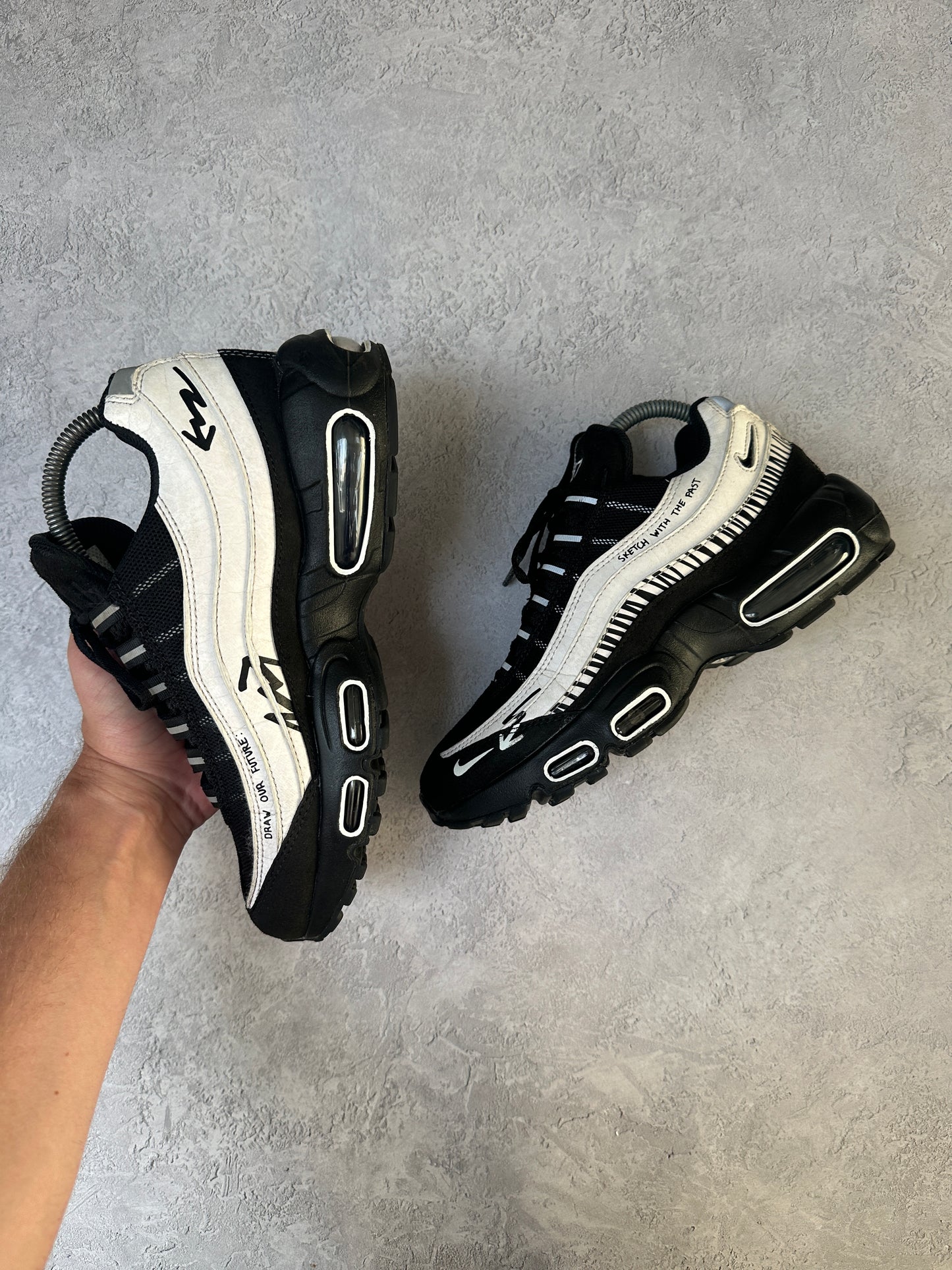 Nike Air Max 95 - Future Movement - Sketch with the Past - UK6
