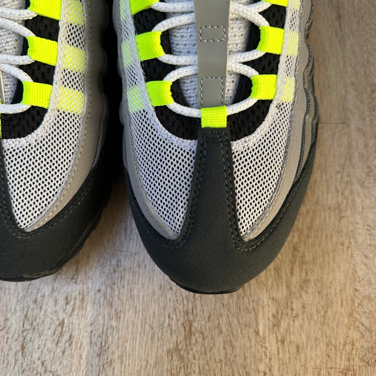 Nike Air Max 95 - Neon 2025 - UK8