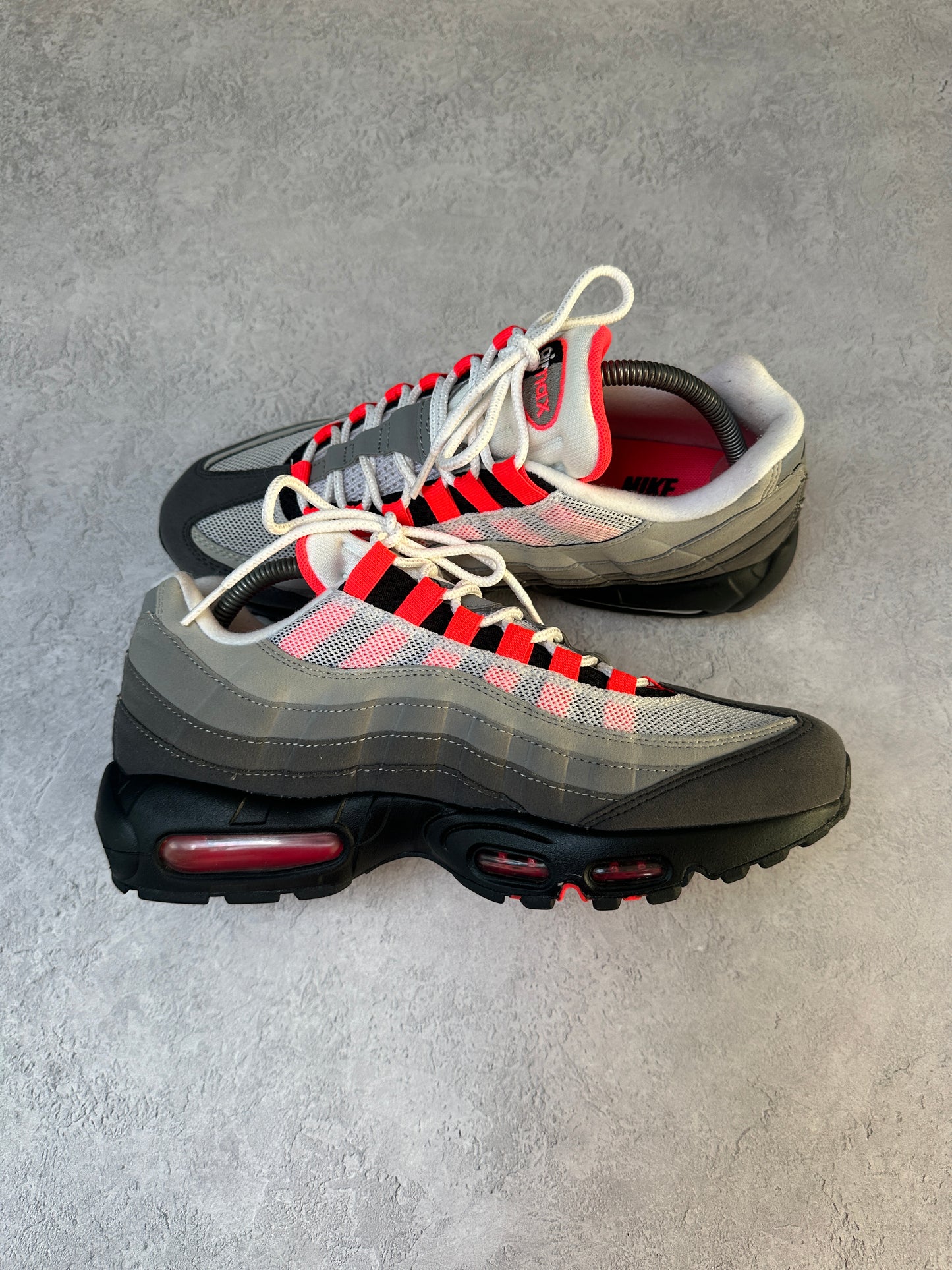 Nike Air Max 95 - Solar Red - UK8