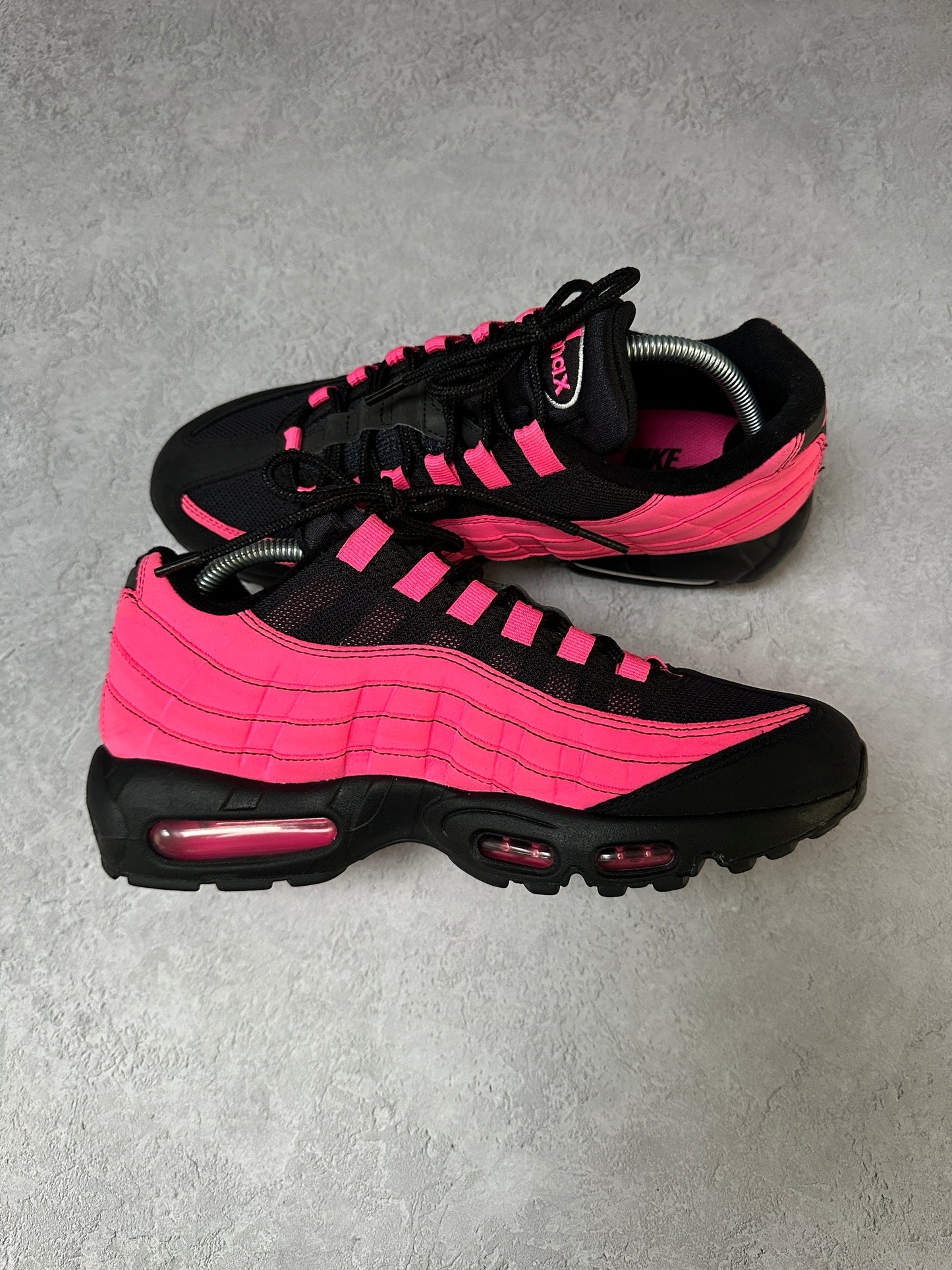 Nike Air Max 95 - Pink Blast - UK8.5