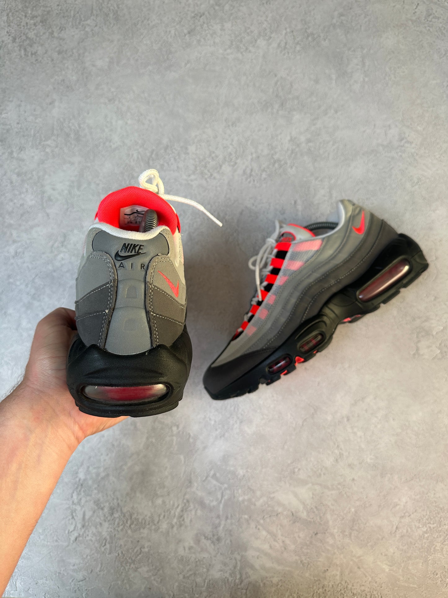 Nike Air Max 95 - Solar Red - UK8
