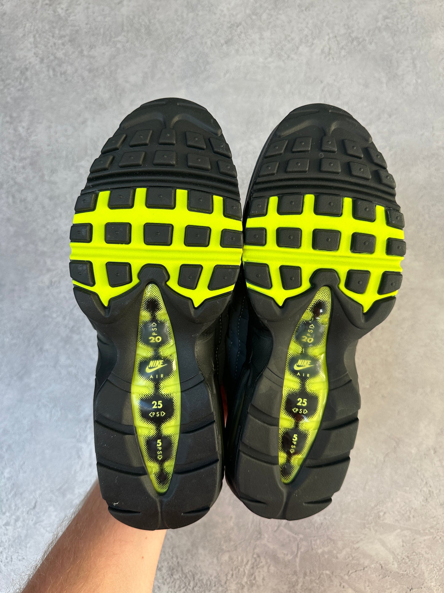 Nike Air Max 95 - Neon 2020 - UK7