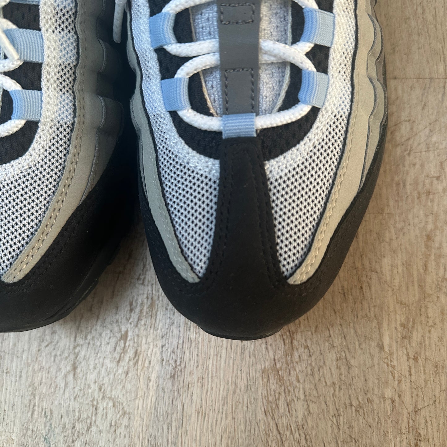 Nike Air Max 95 - Aluminum - UK8