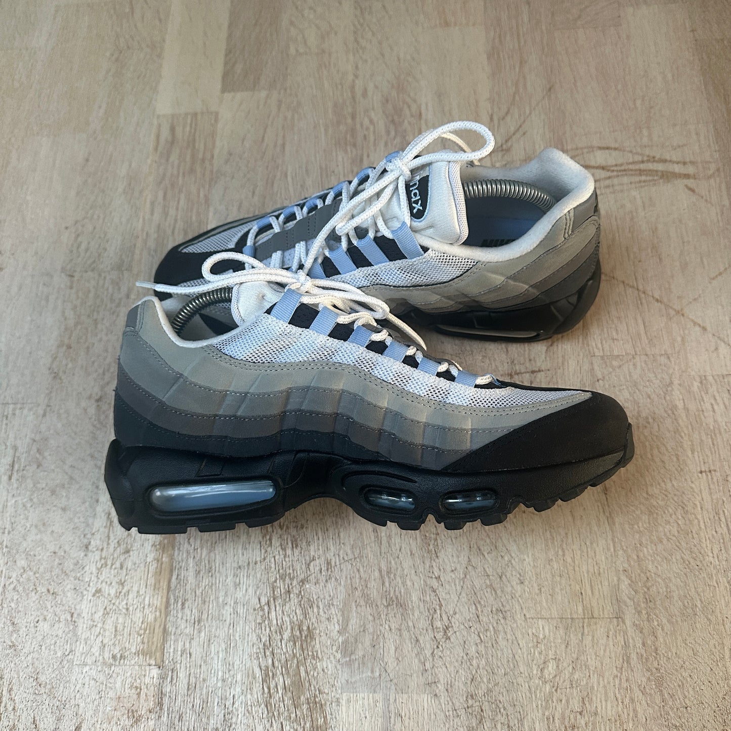Nike Air Max 95 - Aluminum - UK8