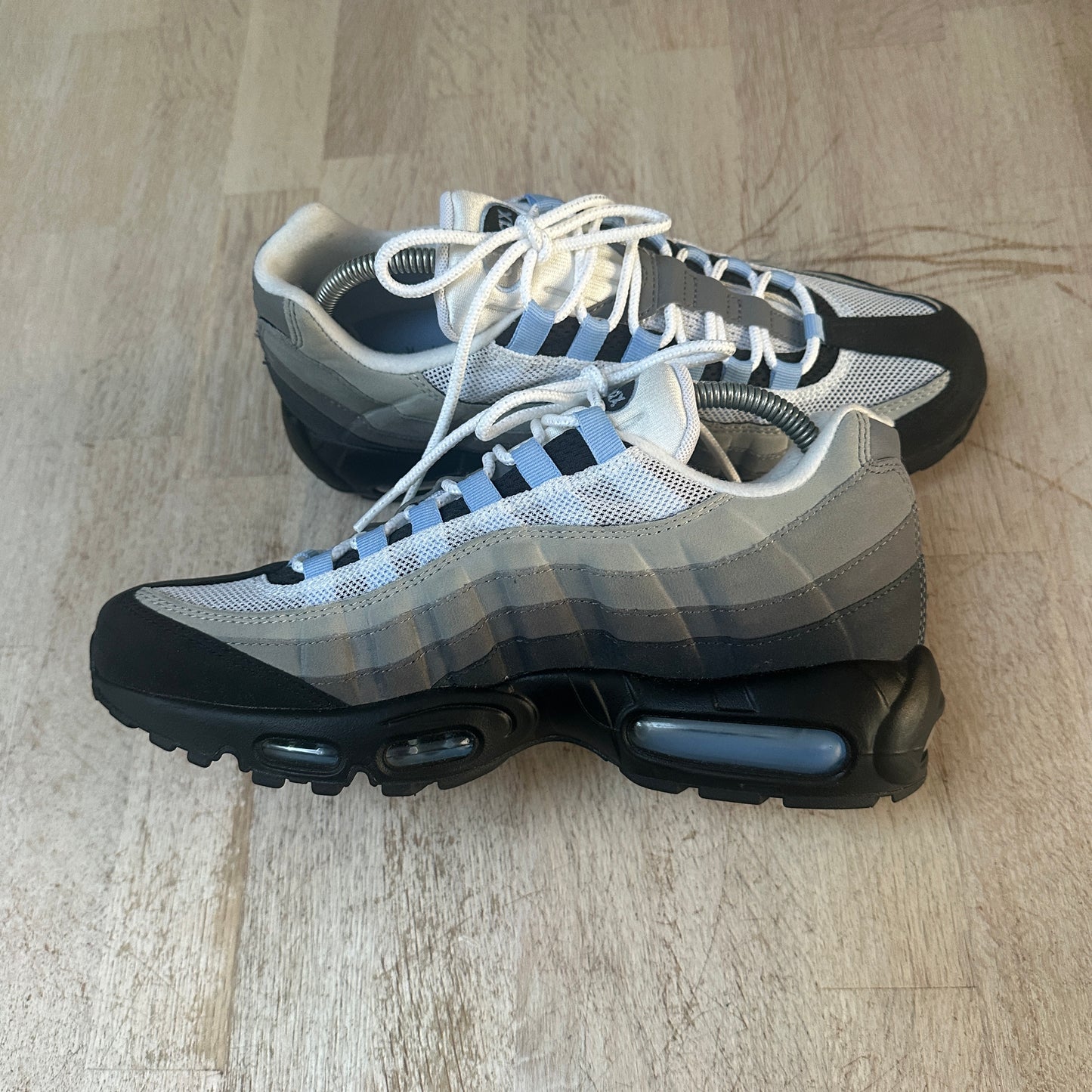 Nike Air Max 95 - Aluminum - UK8