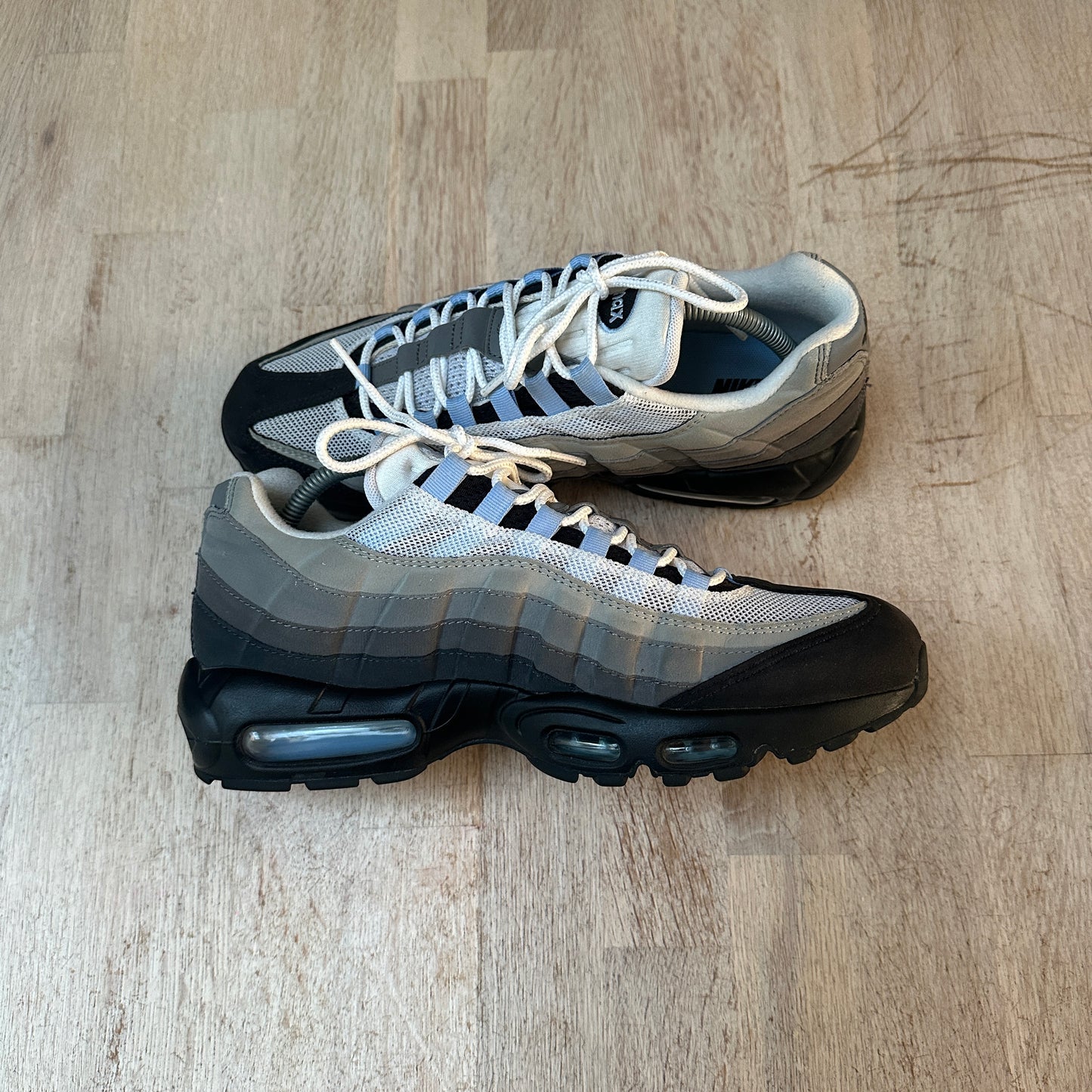 Nike Air Max 95 - Aluminum - UK9