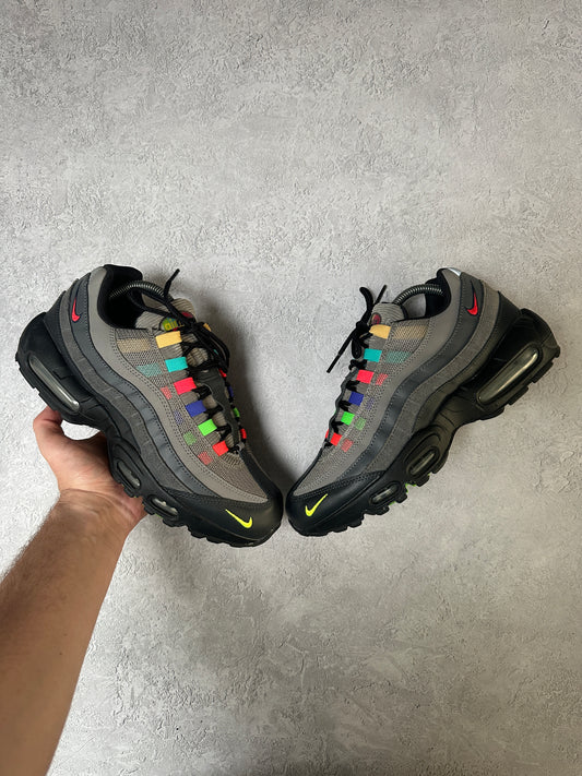 Nike Air Max 95 - Evolution of Icons - UK8