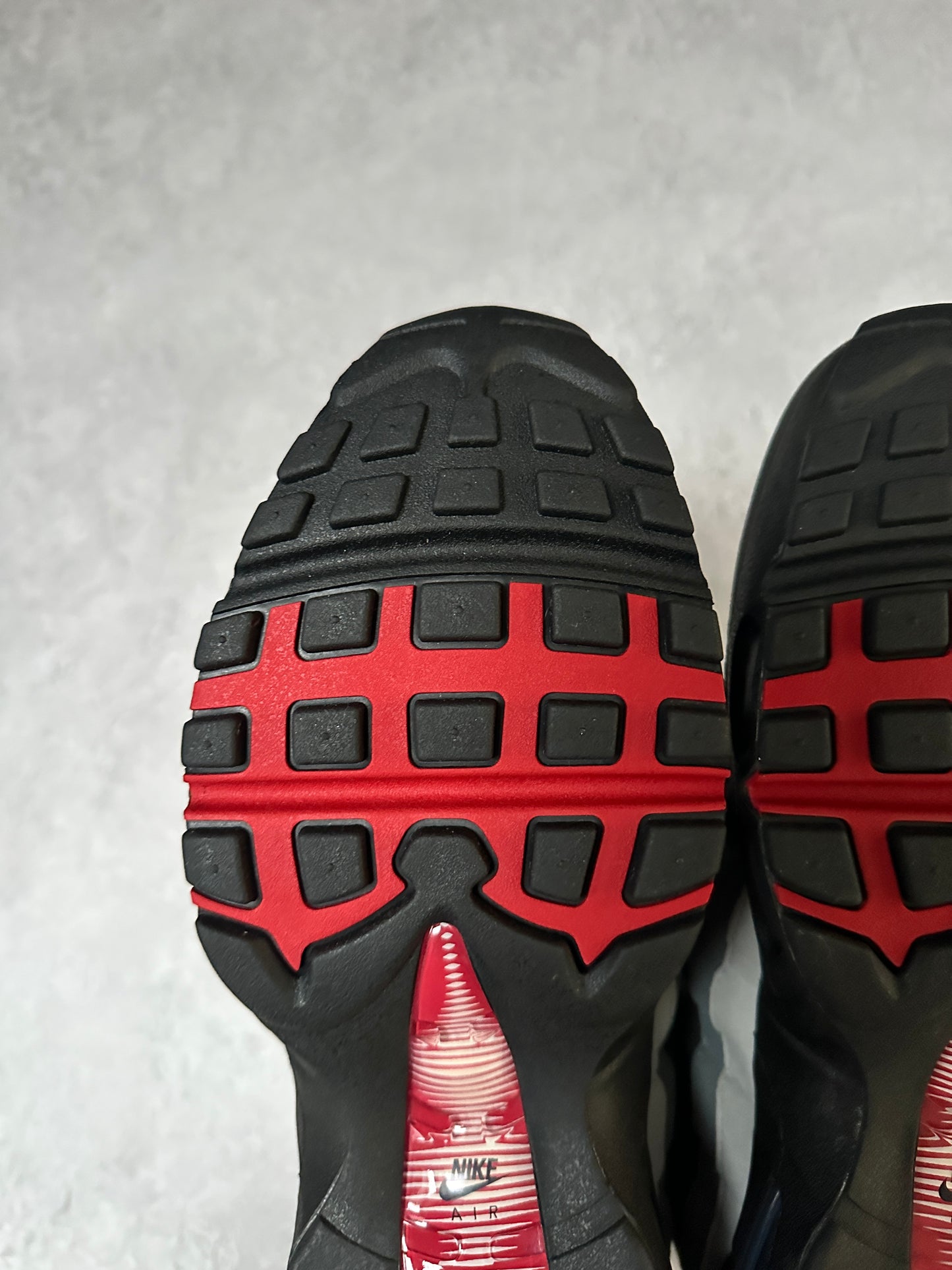 Nike Air Max 95 - Liverpool FC - UK9