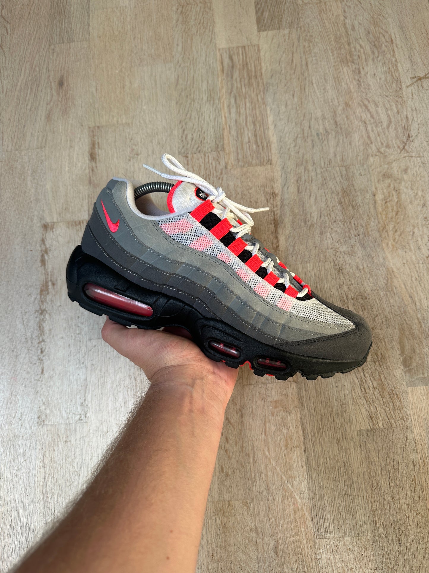 Nike Air Max 95 - Solar Red - UK7.5