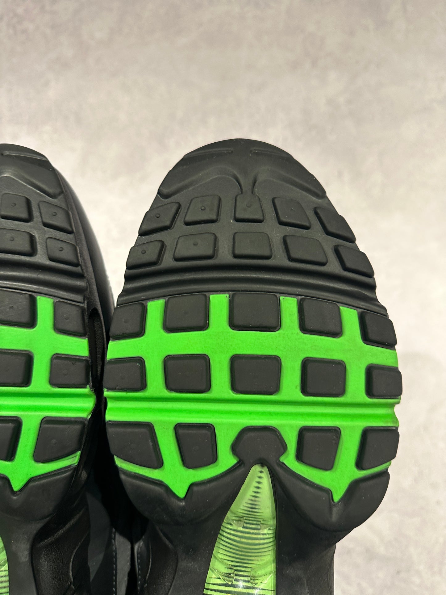 Nike Air Max 95 - Evolution of Icons - UK10