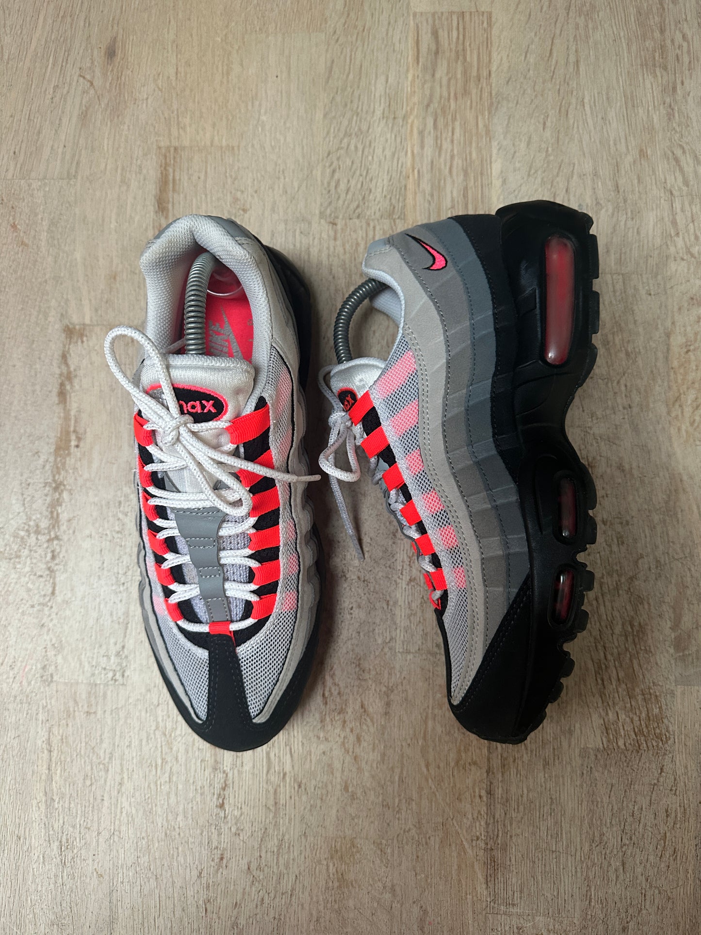 Nike Air Max 95 - Solar Red 2017 - UK7.5