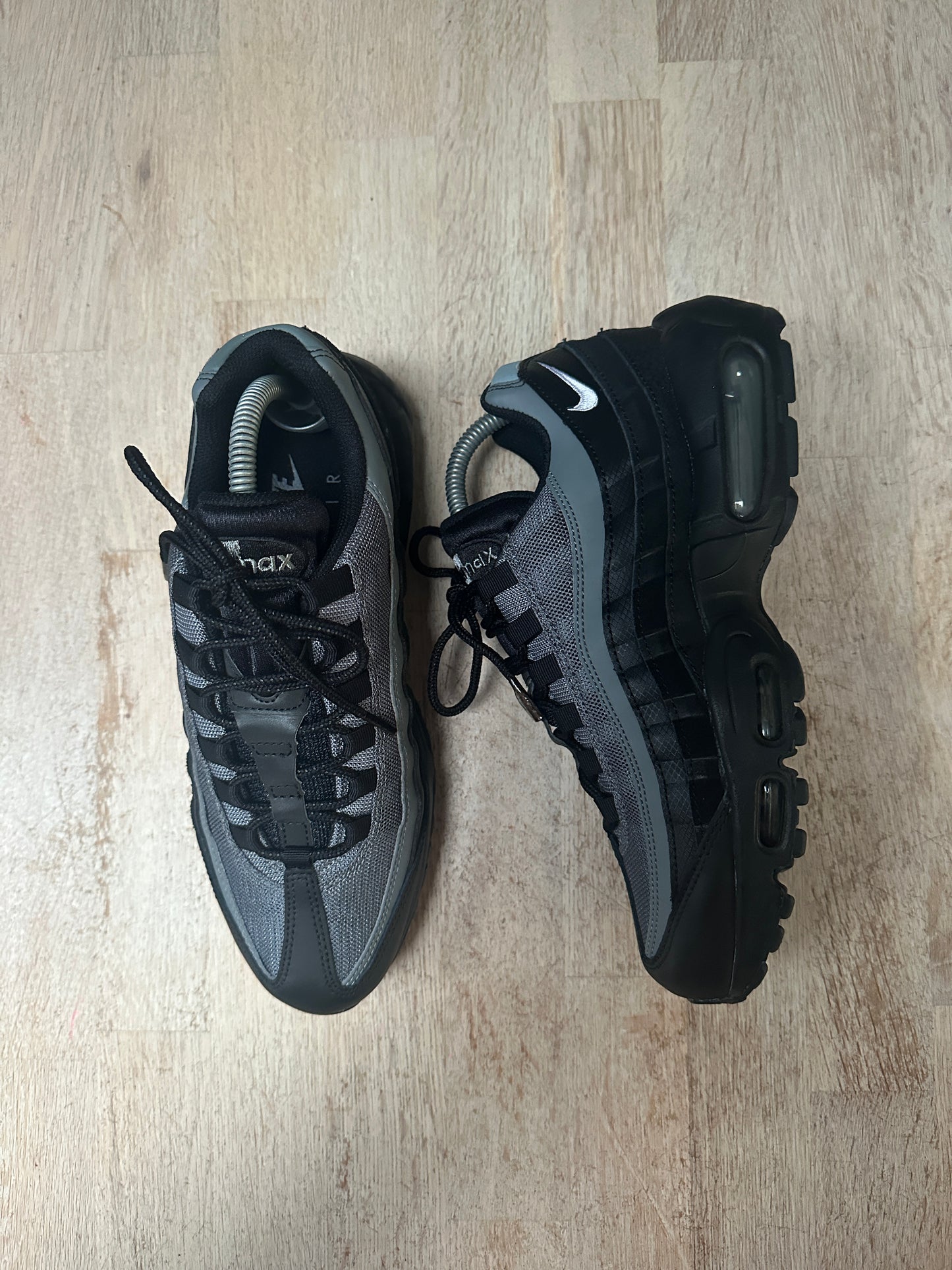 Nike Air Max 95 - Black / Smoke Grey - UK7