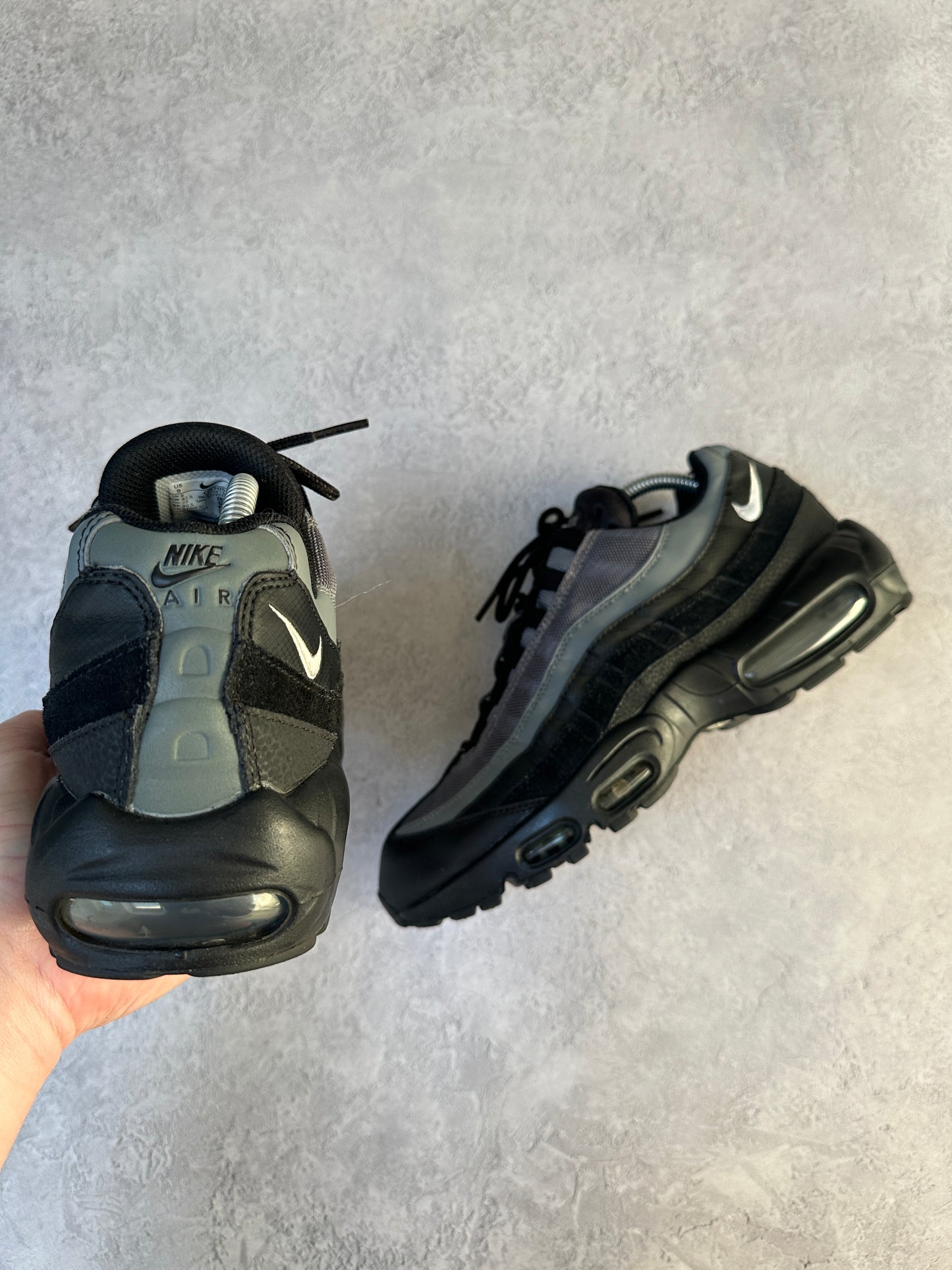 Nike Air Max 95 - Black / Smoke Grey - UK8