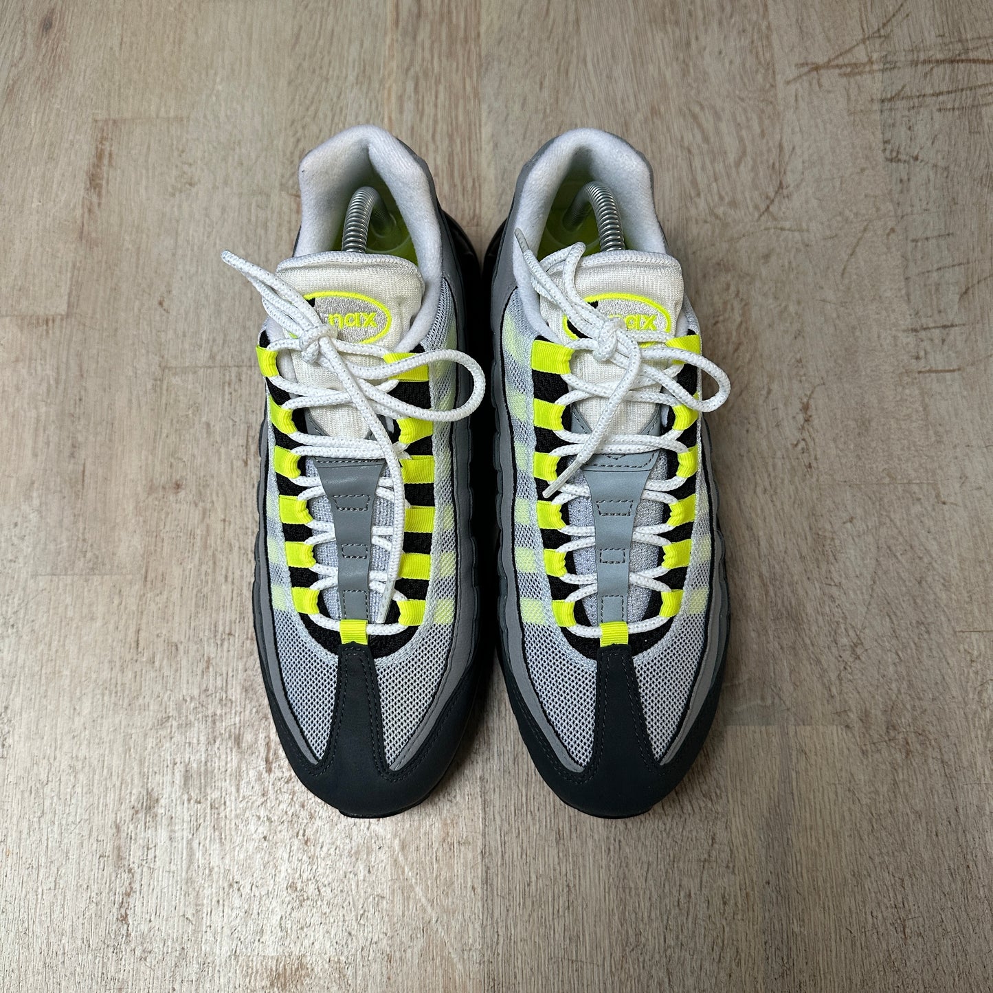 Nike Air Max 95 - Neon 2020 - UK7.5