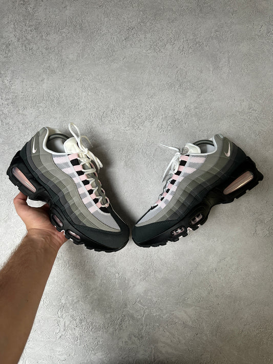 Nike Air Max 95 - Pink Foam 2025 - UK7.5