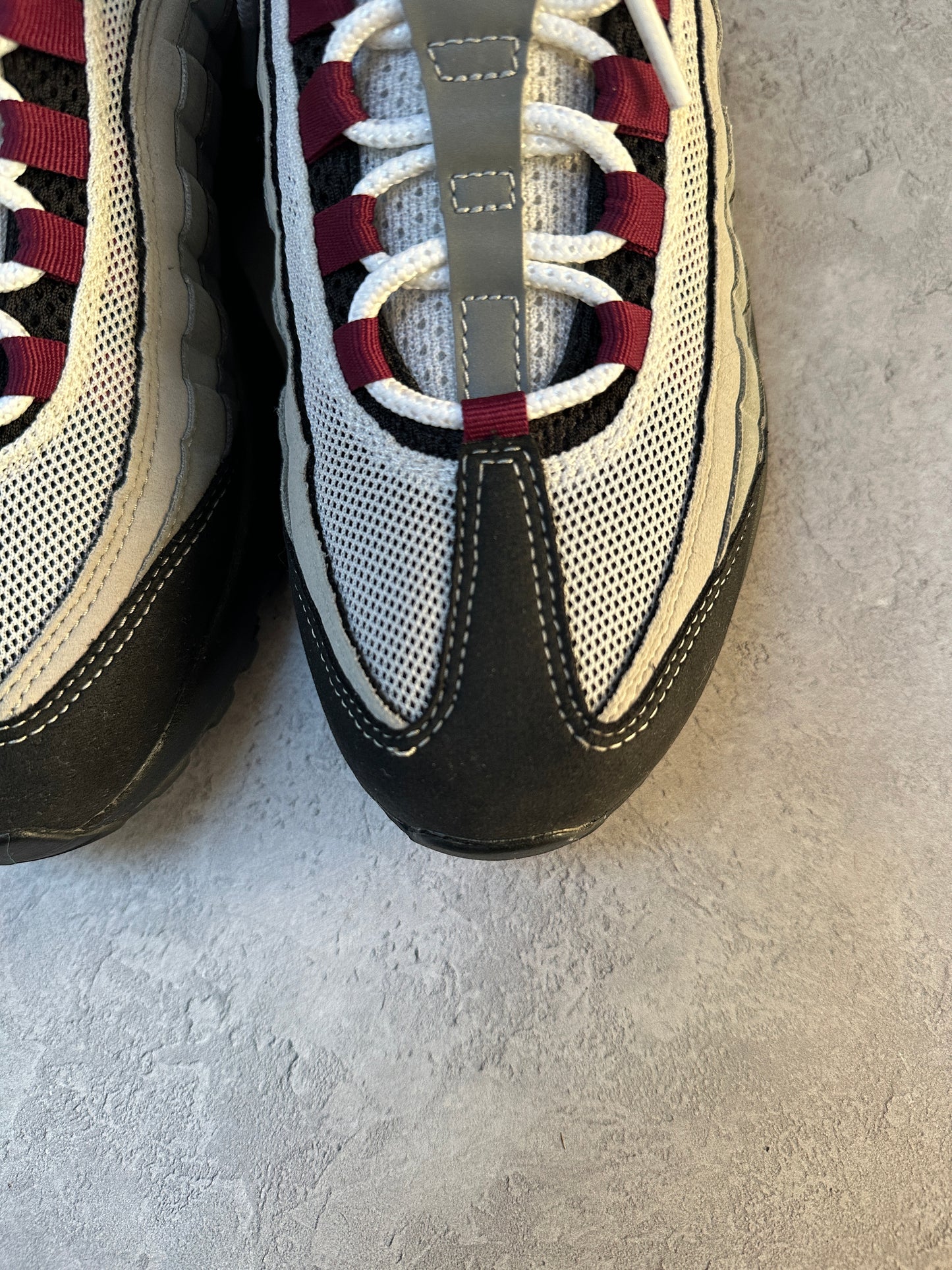 Nike Air Max 95 - Dark Beetroot - UK7.5