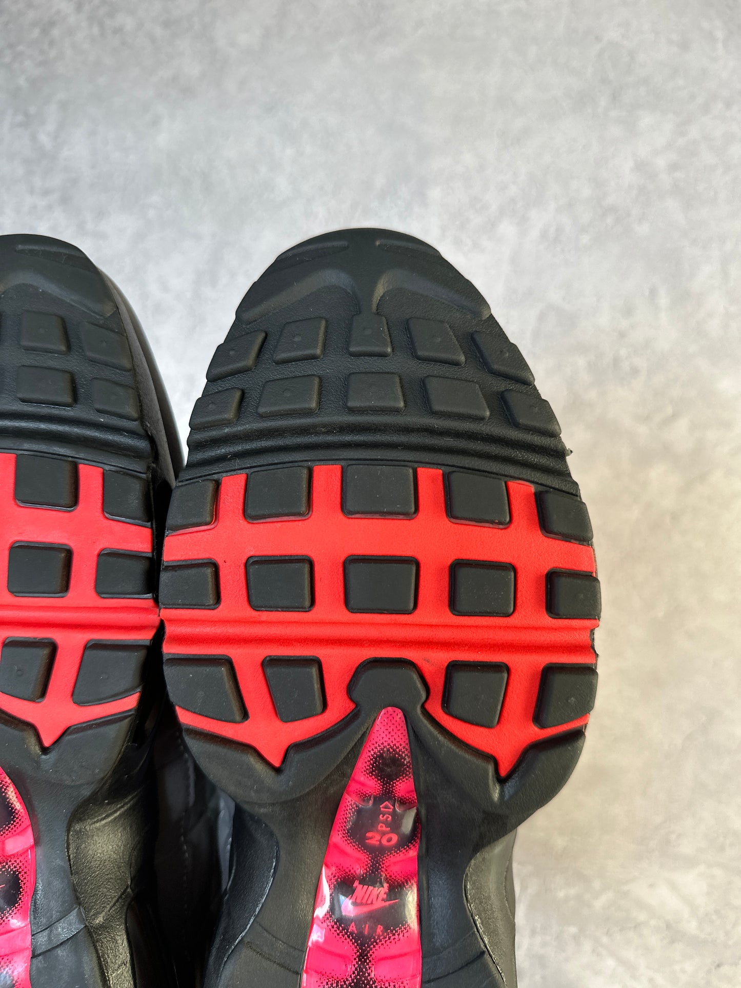 Nike Air Max 95 - Solar Red 2018 - UK9.5