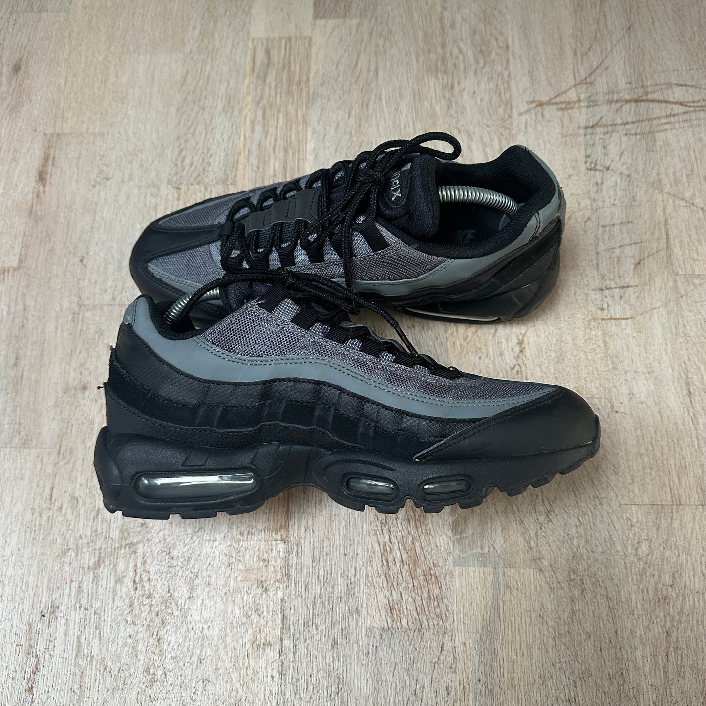 Nike Air Max 95 - Black / Smoke Grey - UK8.5