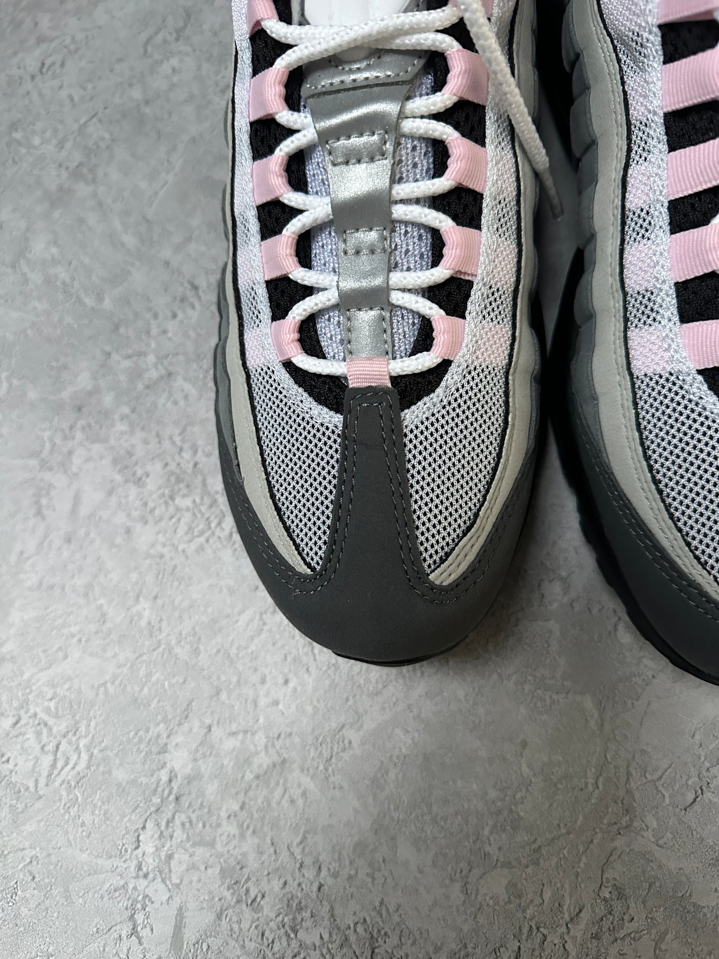 Nike Air Max 95 - Pink Foam - UK7.5