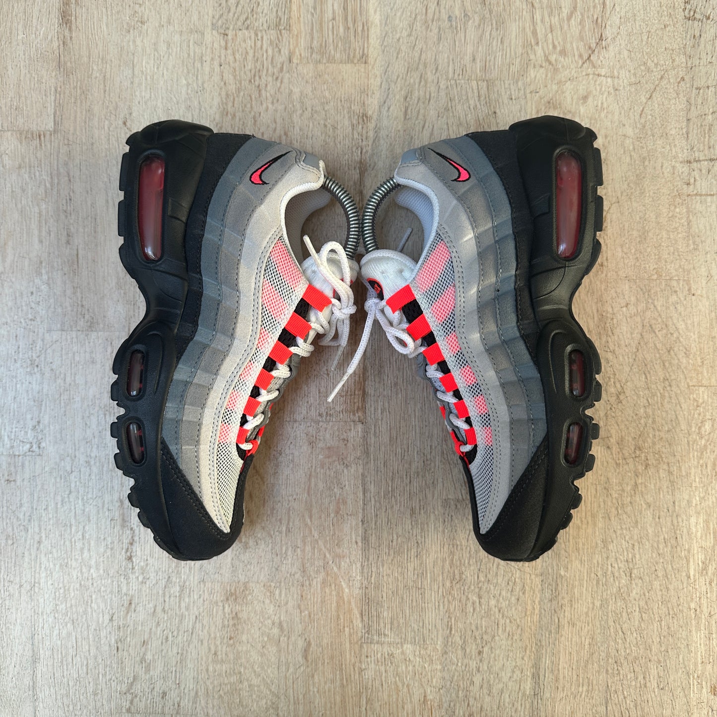 Nike Air Max 95 - Solar Red 2017 - UK5.5