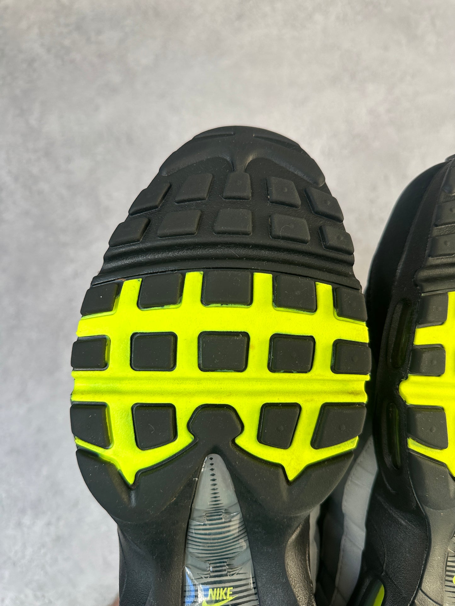 Nike Air Max 95 - Reverse Neon - UK11