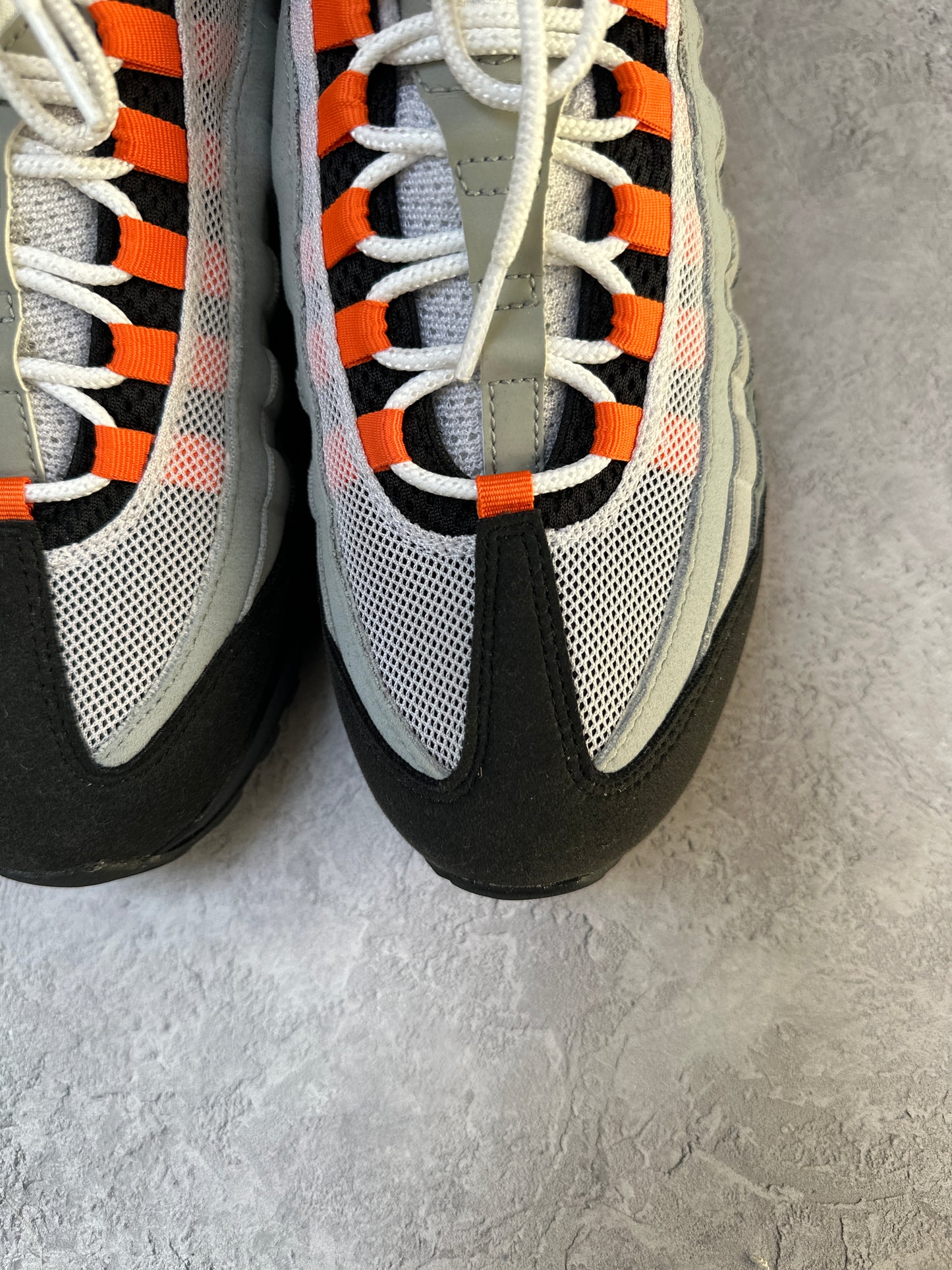 Nike Air Max 95 - Mandarin 2025 - UK7.5