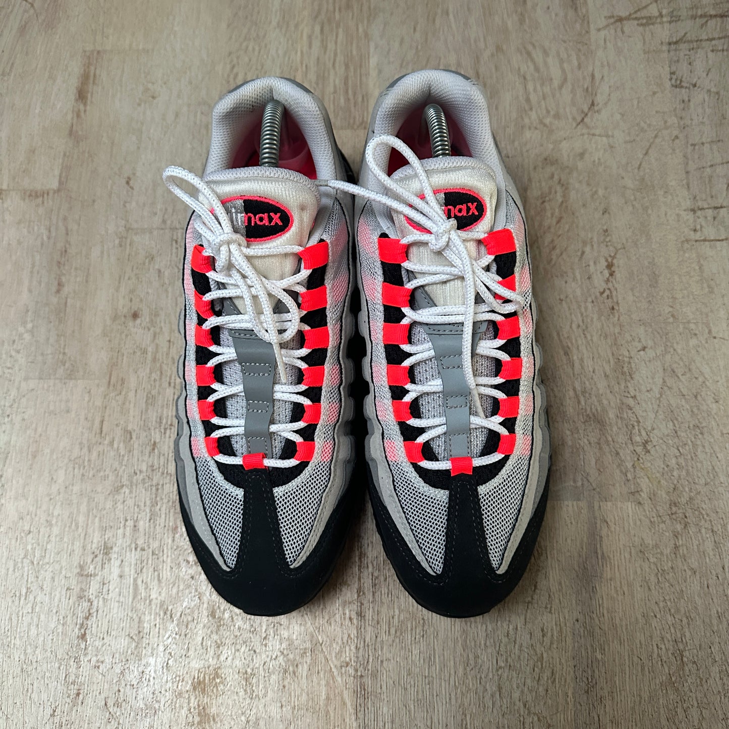 Nike Air Max 95 - Solar Red 2017 - UK8.5