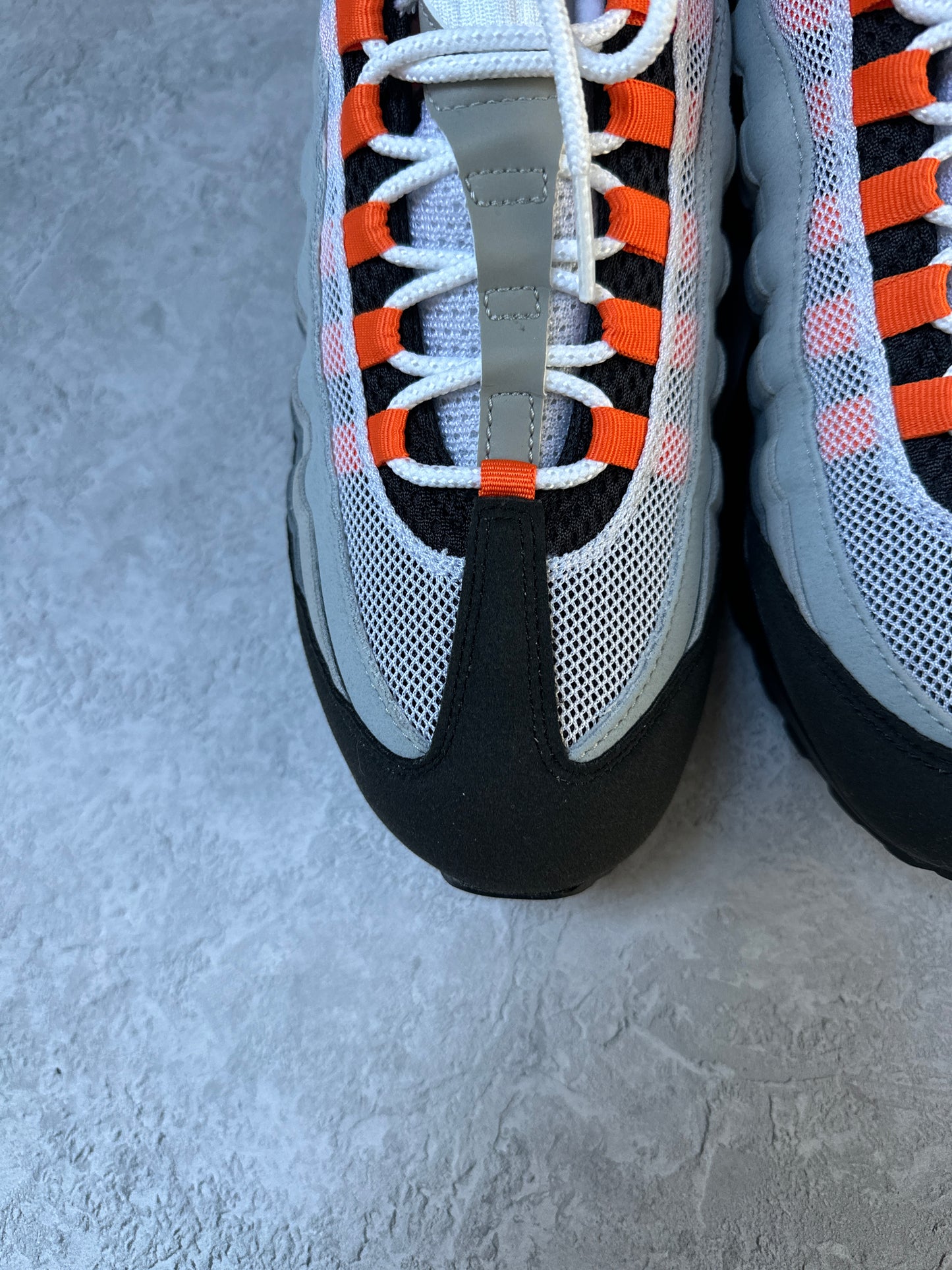 Nike Air Max 95 - Mandarin 2025 - UK7.5