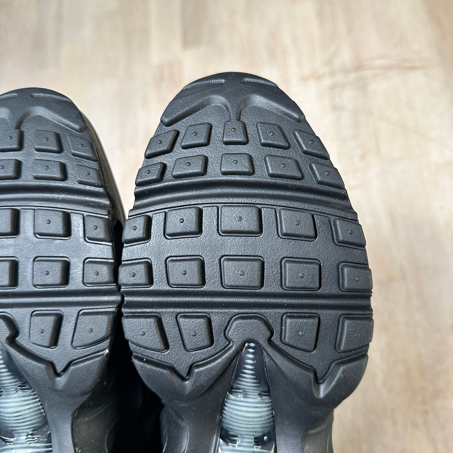 Nike Air Max 95 - Black / Smoke Grey - UK7