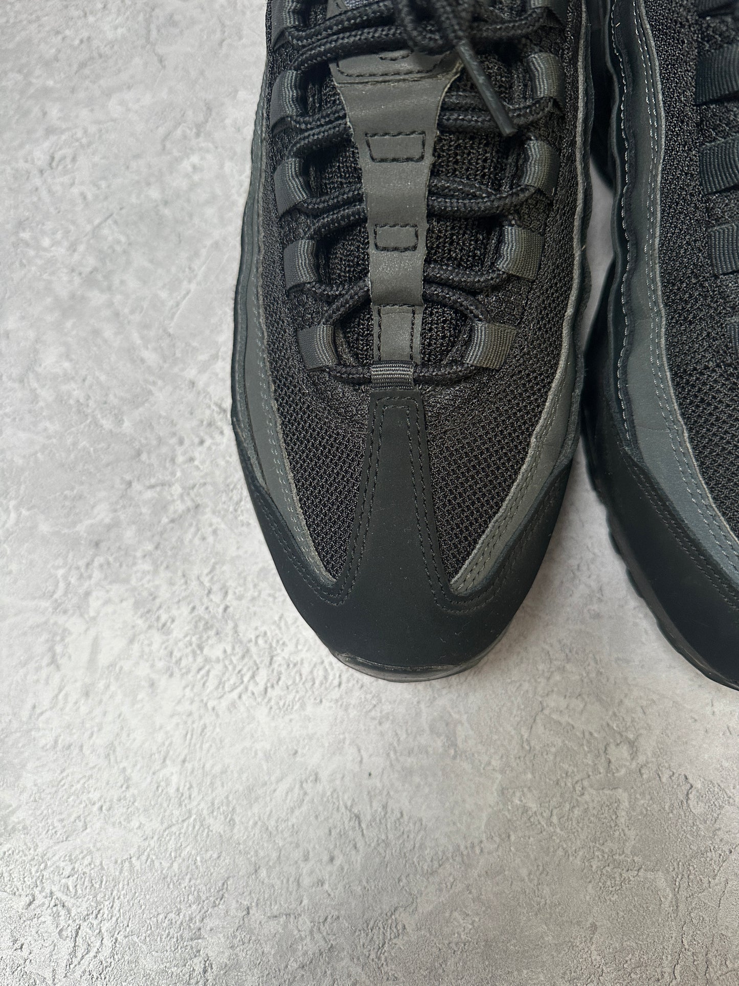 Nike Air Max 95 - Black Anthracite - UK7.5