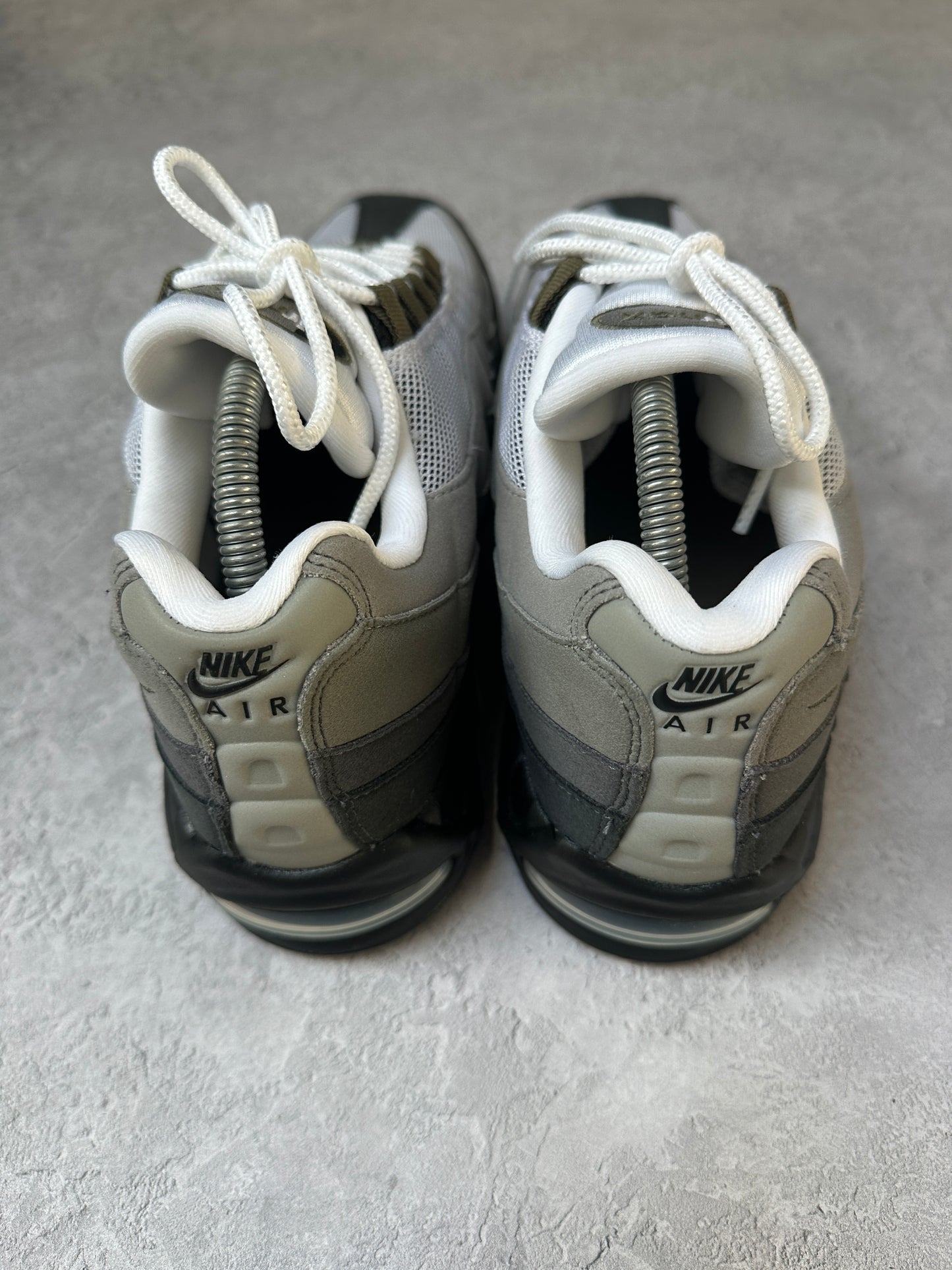 Nike Air Max 95 - Medium Olive - UK8