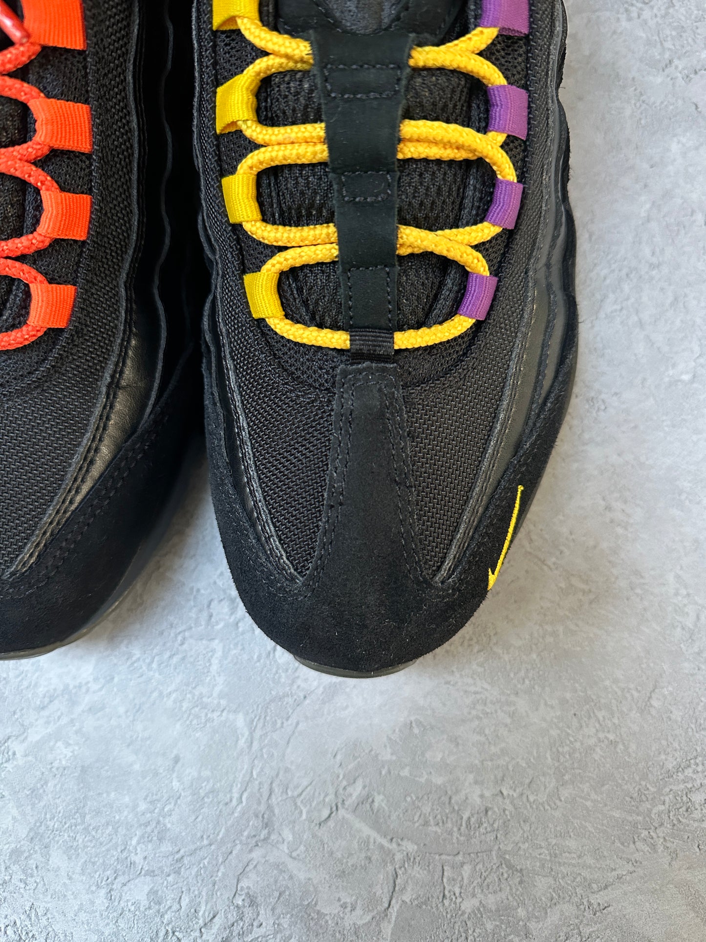 Nike Air Max 95 - LA vs NYC - UK10