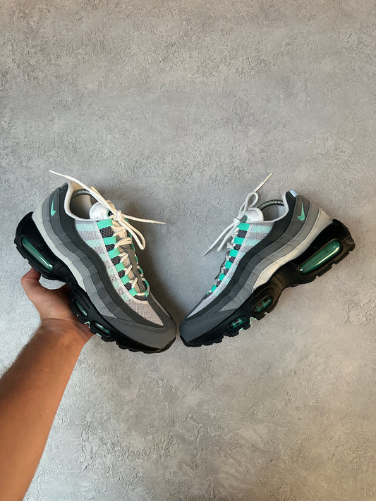 Nike Air Max 95 - Hyper Turquoise - UK7.5
