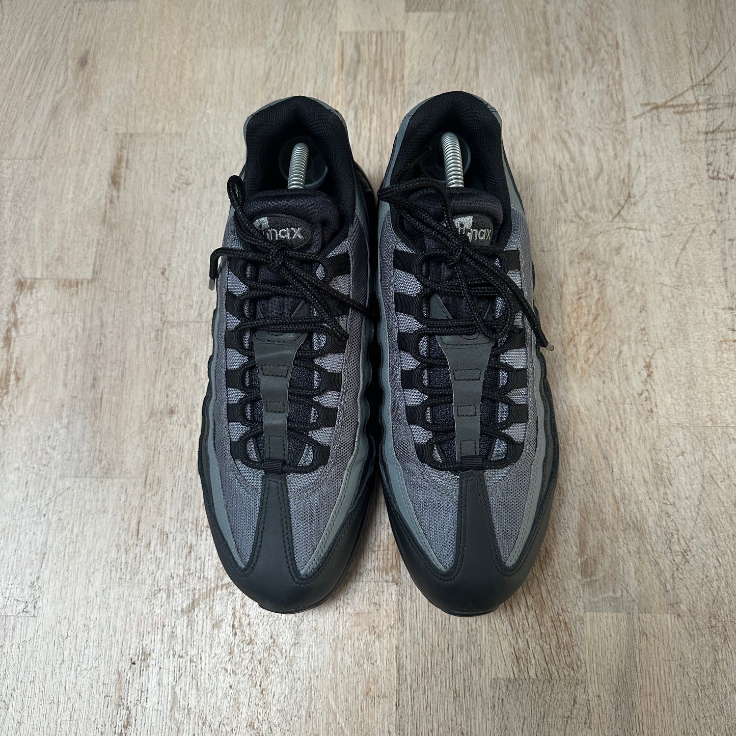 Nike Air Max 95 - Black / Smoke Grey - UK8.5