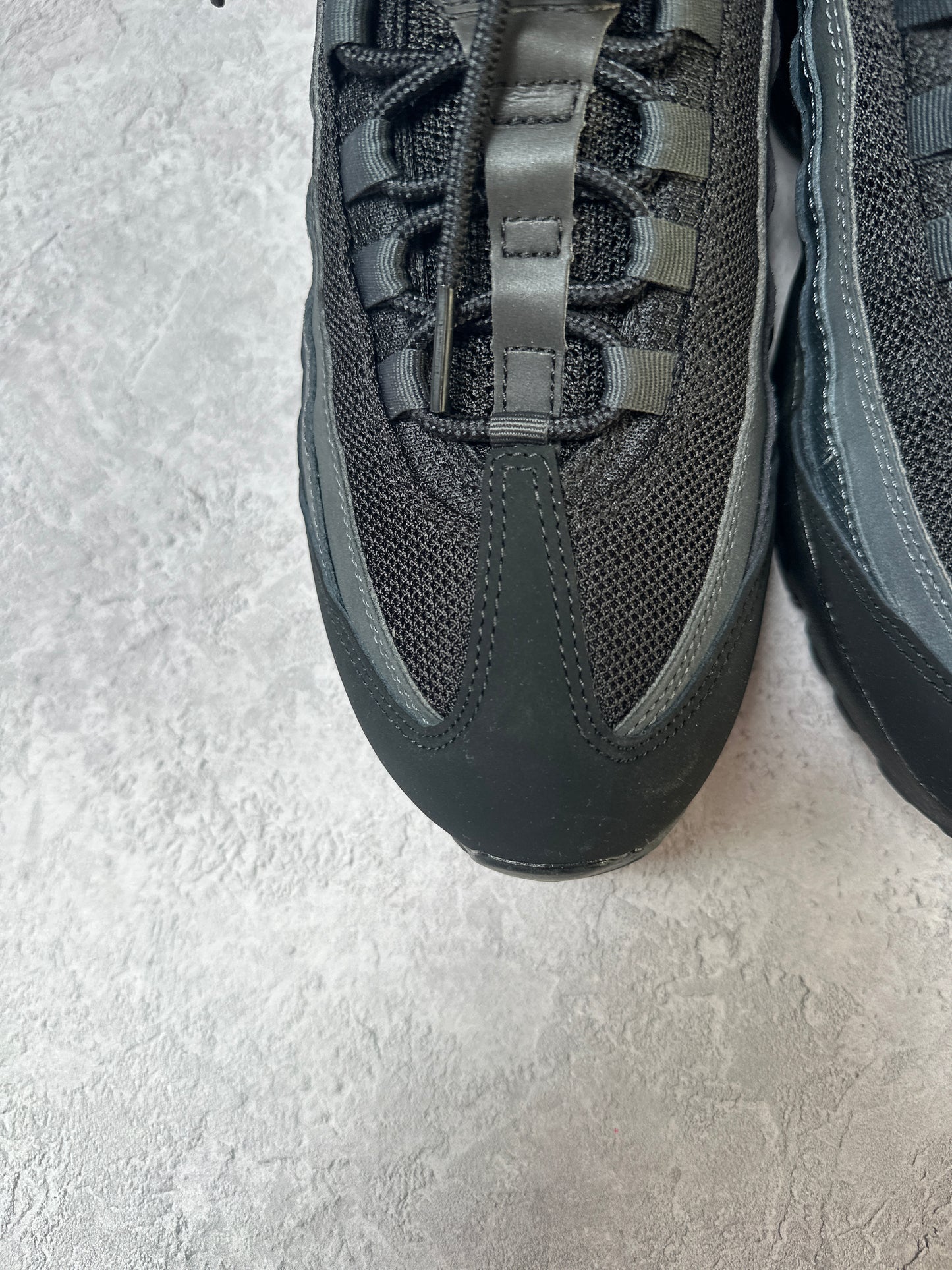 Nike Air Max 95 - Black Anthracite - UK8.5