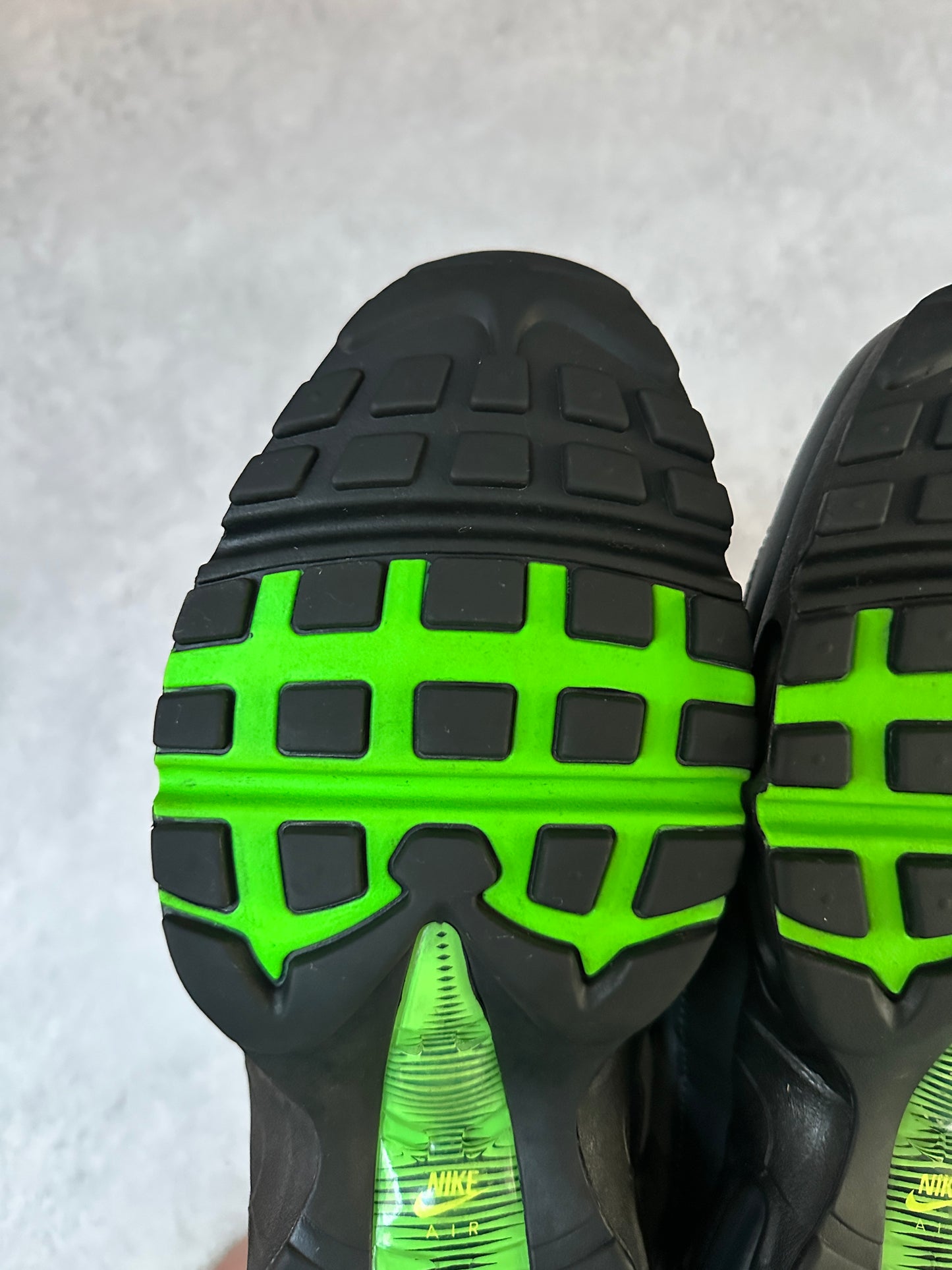 Nike Air Max 95 - Evolution of Icons - UK8.5