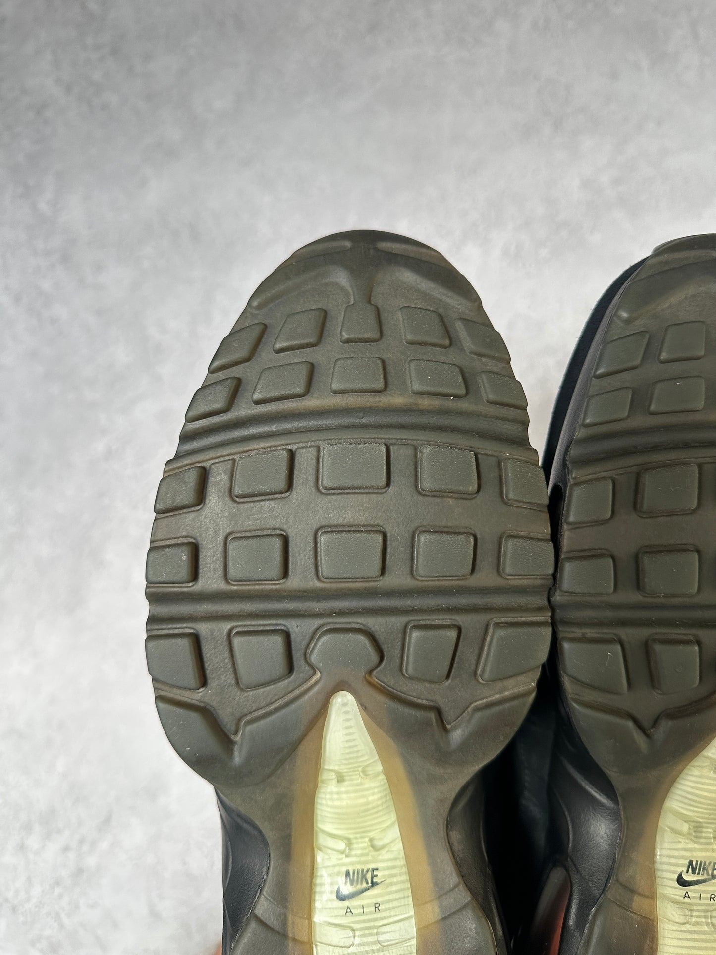 Nike Air Max 95 - LA vs NYC - UK8.5