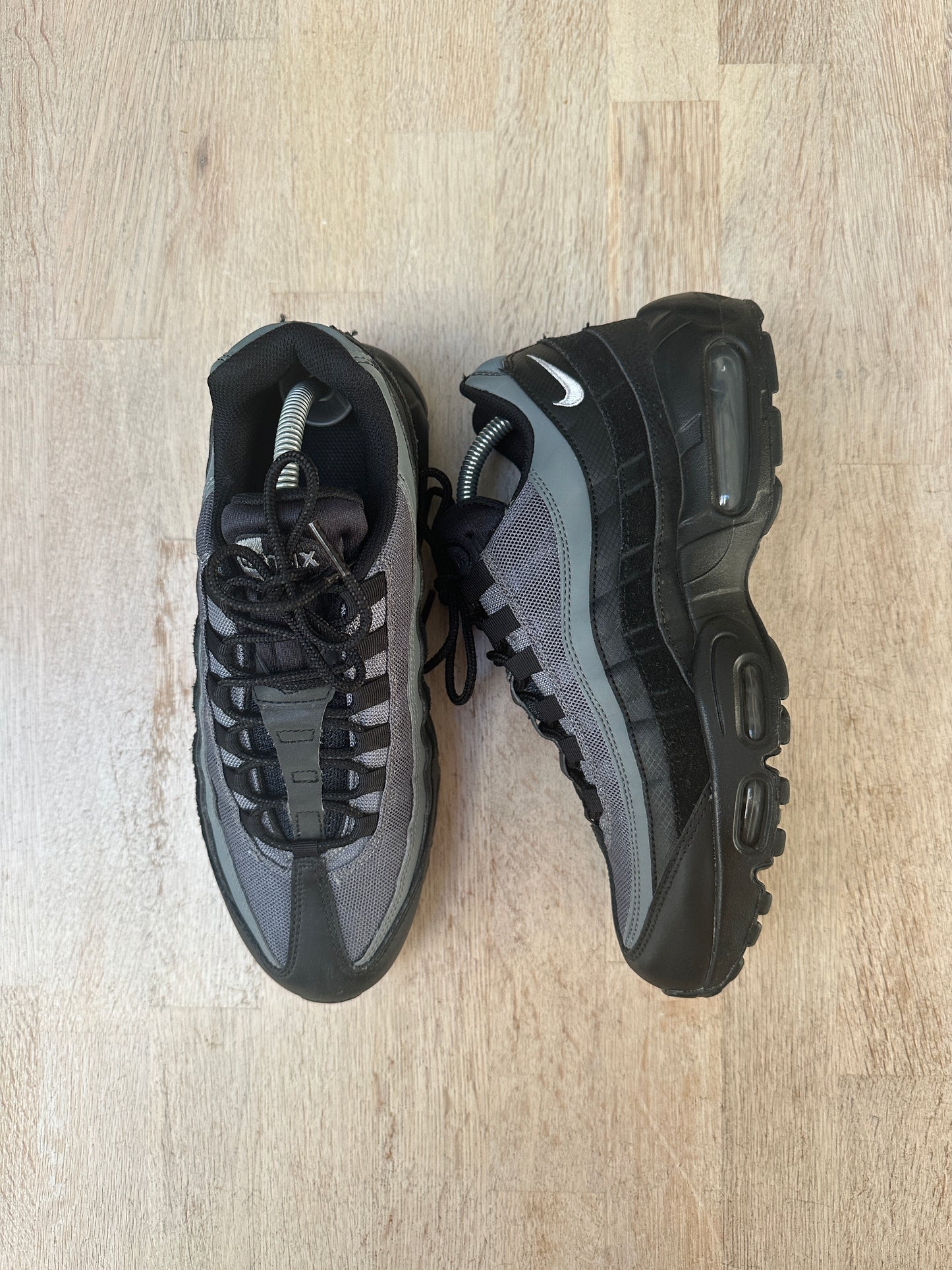 Nike Air Max 95 - Black / Smoke Grey - UK8