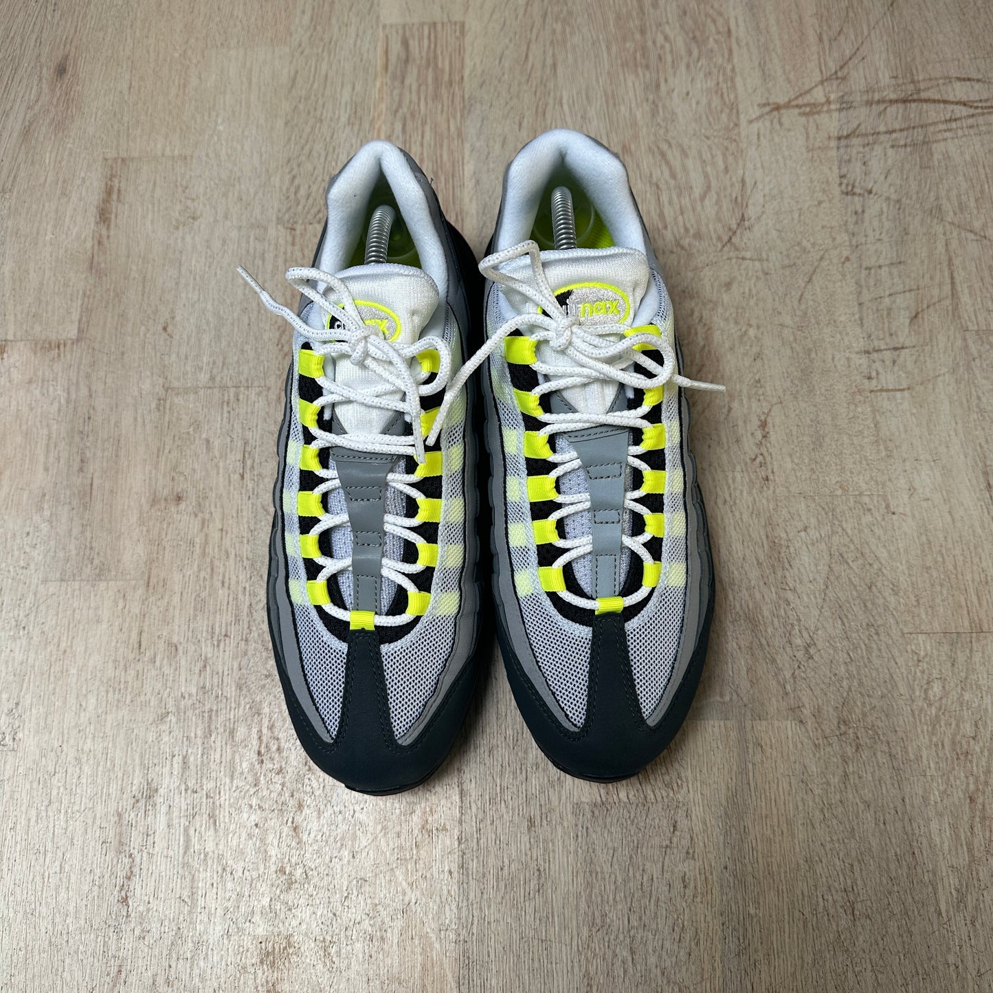 Nike Air Max 95 - Neon 2020 - UK8.5